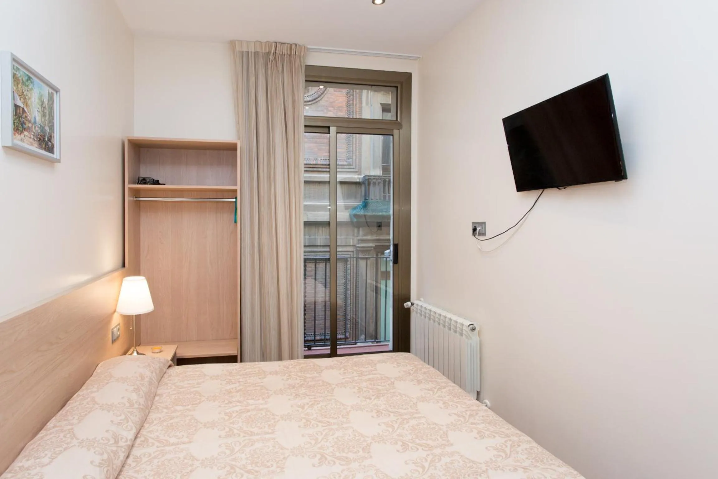 Photo of the whole room, Bed in Hostal Excellence