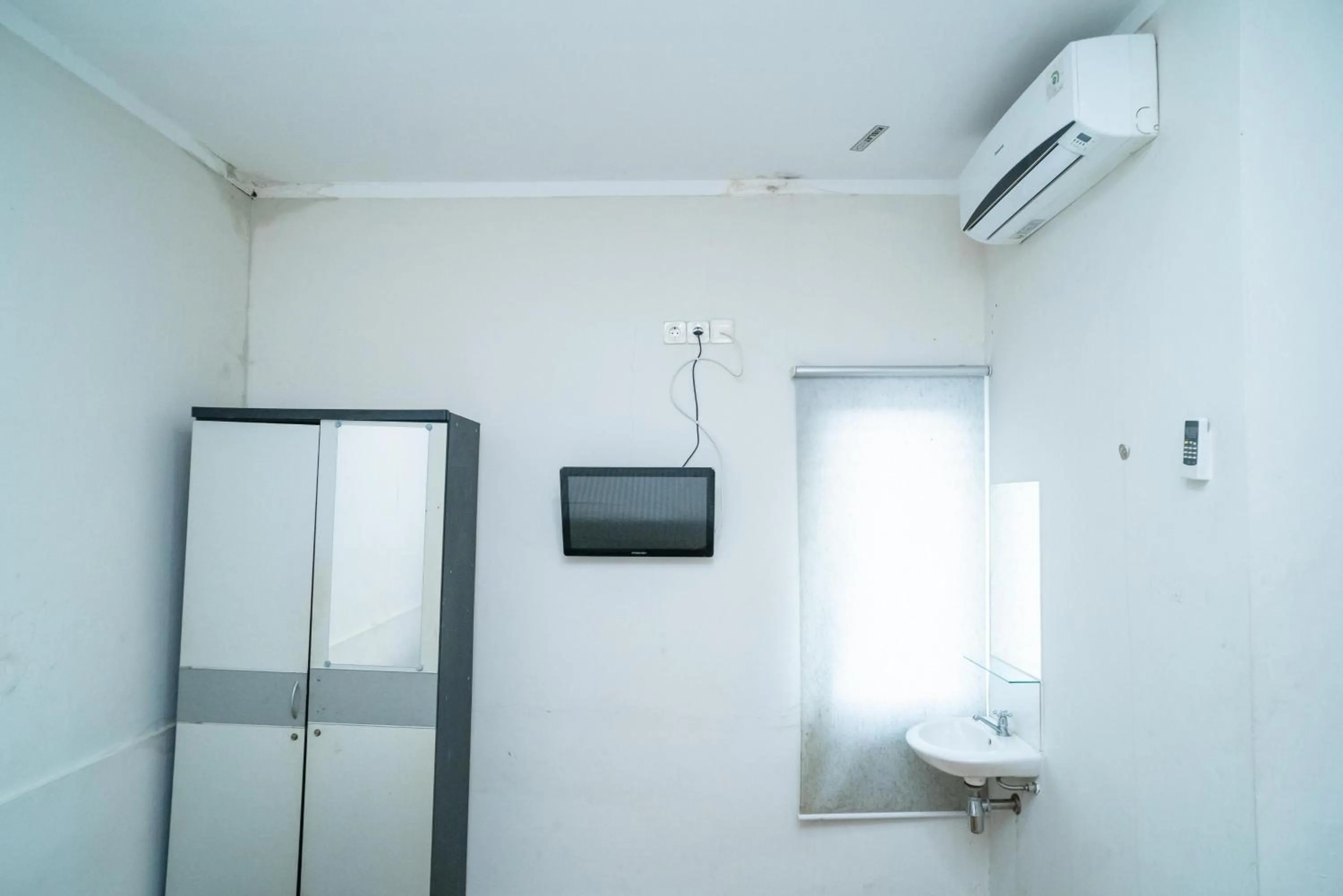 Bed in 77 Guest House Serpong Mitra RedDoorz