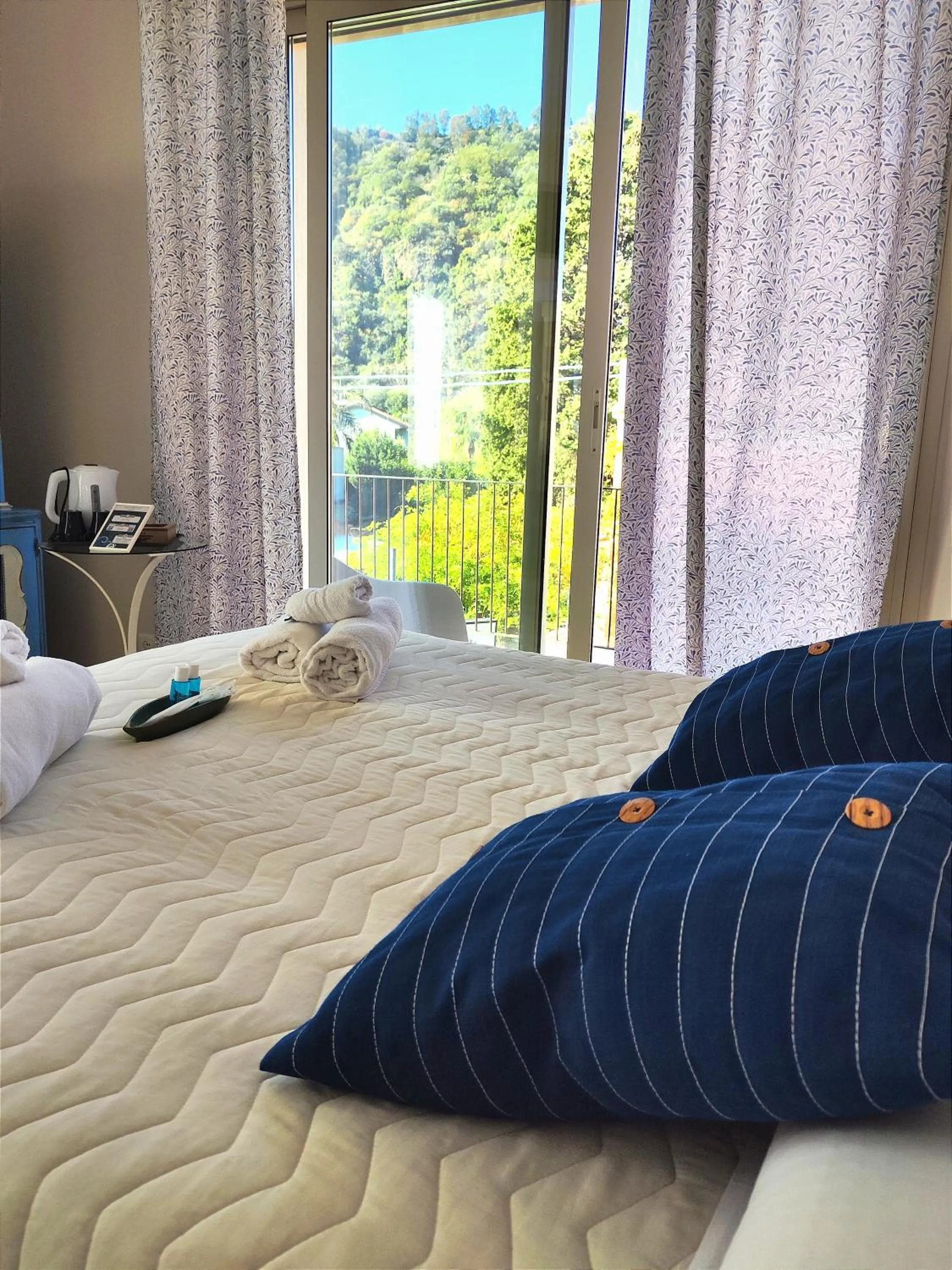 View (from property/room), Bed in Made in Sicily Santa Tecla