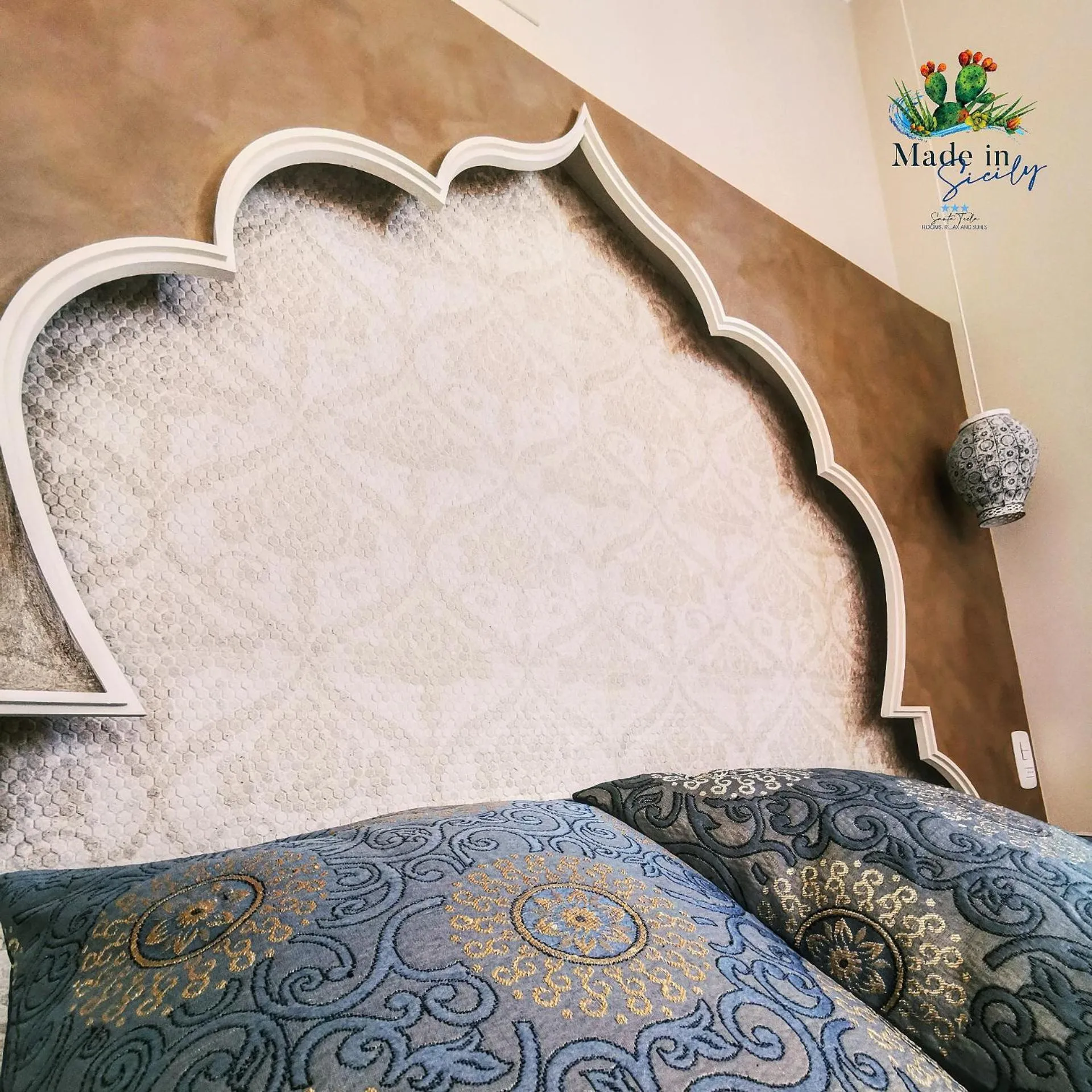 View (from property/room), Bed in Made in Sicily Santa Tecla