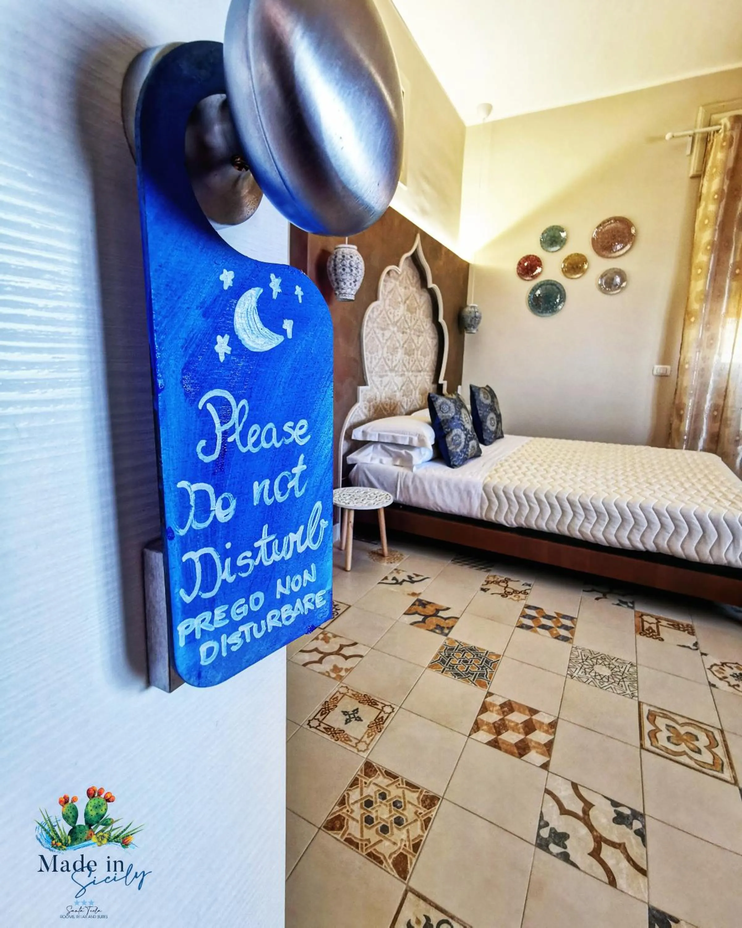 Bedroom, Bed in Made in Sicily Santa Tecla