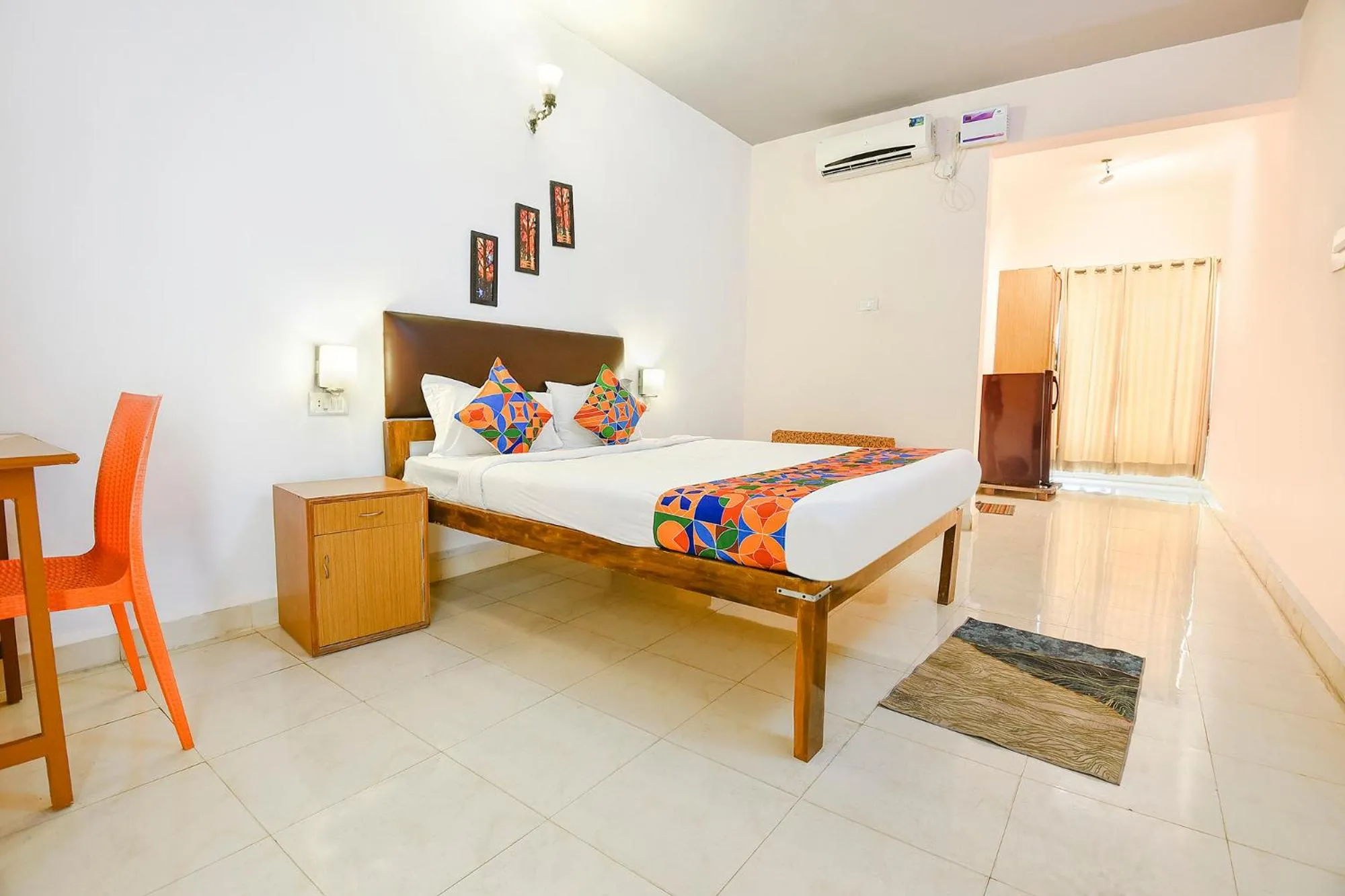 Bedroom in FabHotel Benz Destination - 700m Candolim Beach