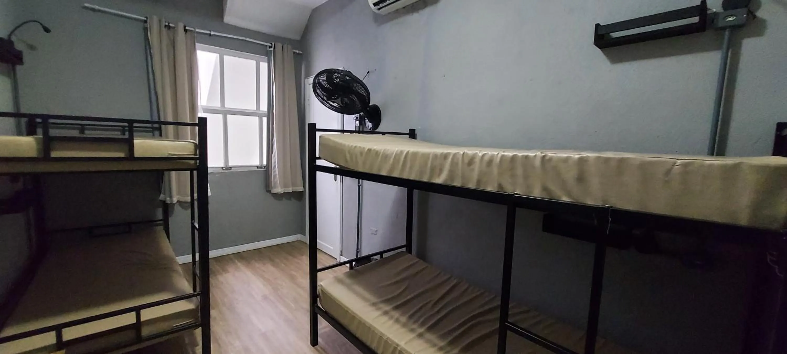 air conditioner in Hostel Leblon