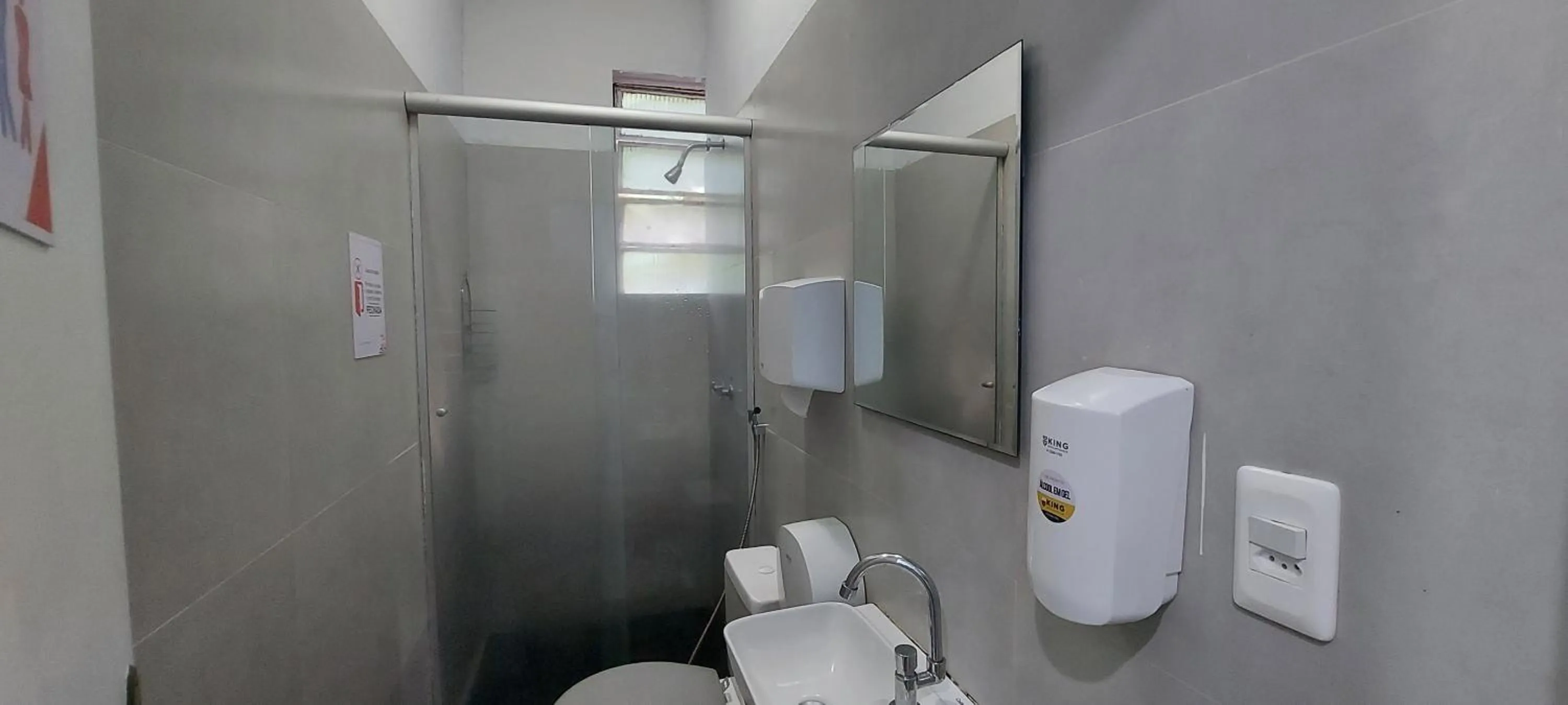 Bathroom in Hostel Leblon