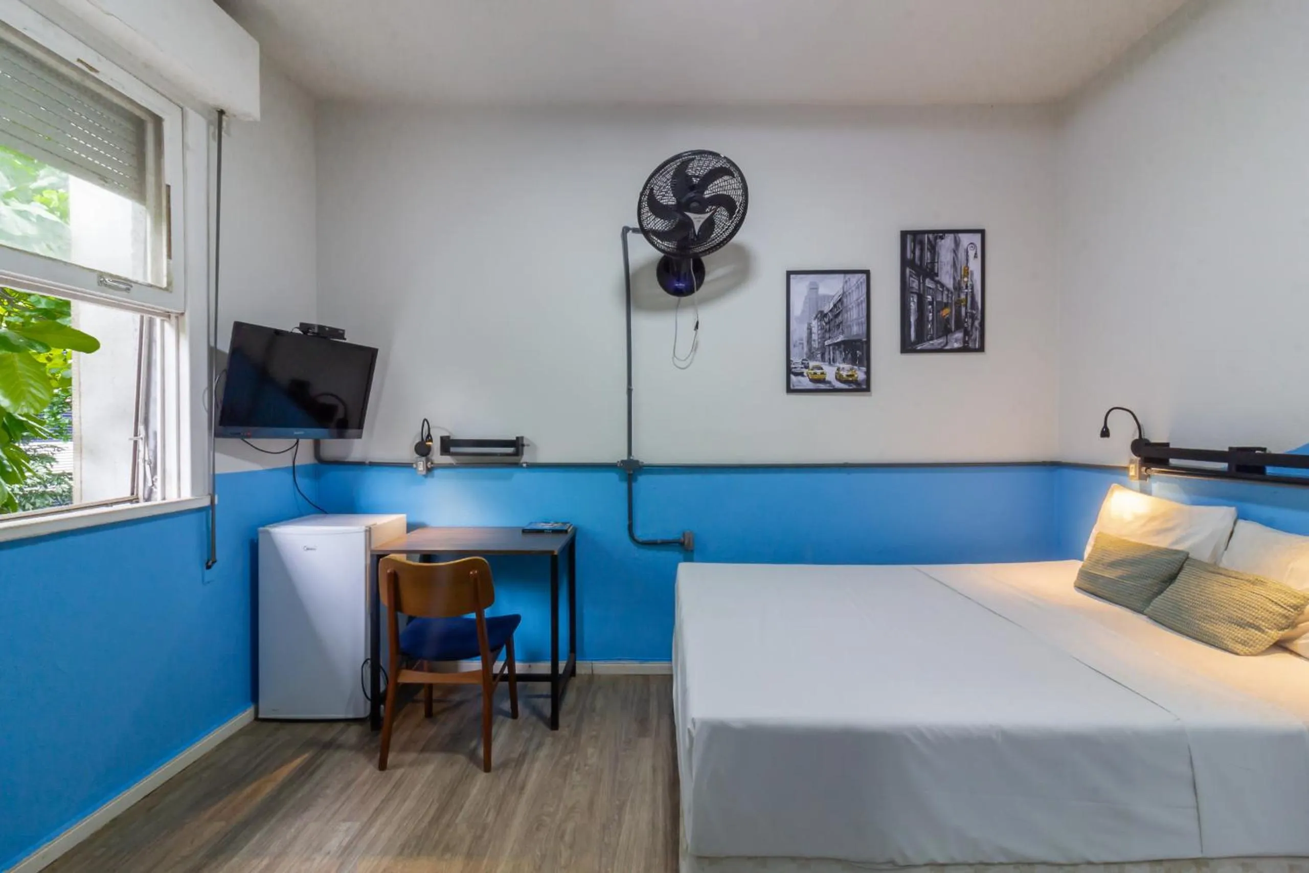 Bed in Hostel Leblon