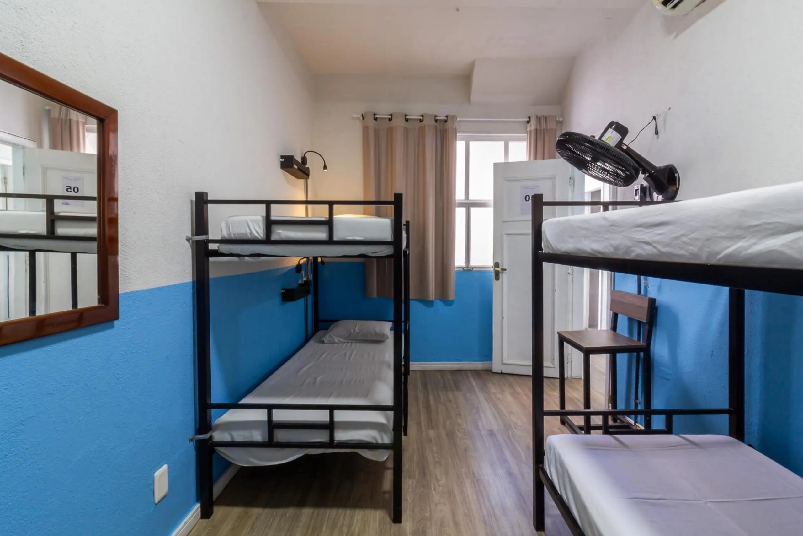 Bed in Hostel Leblon