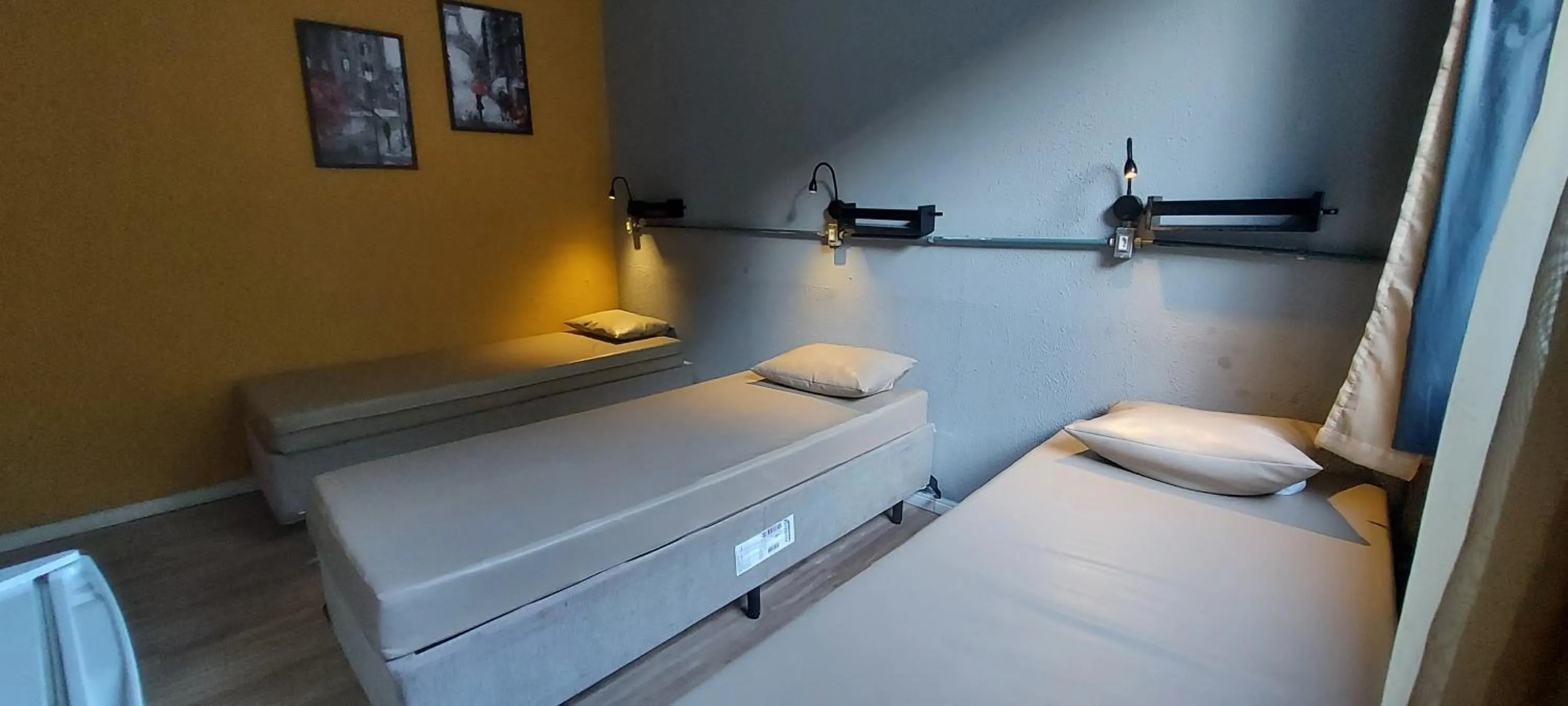 Bed in Hostel Leblon