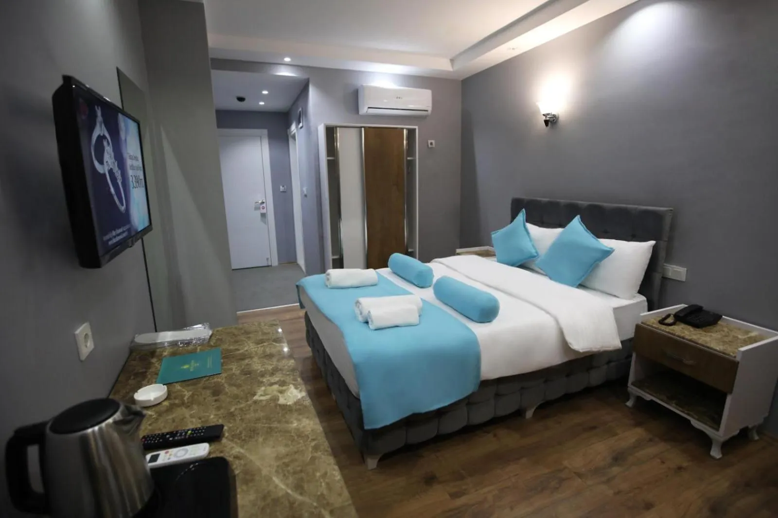 Bed in Grand Atakum Boutıque Hotel