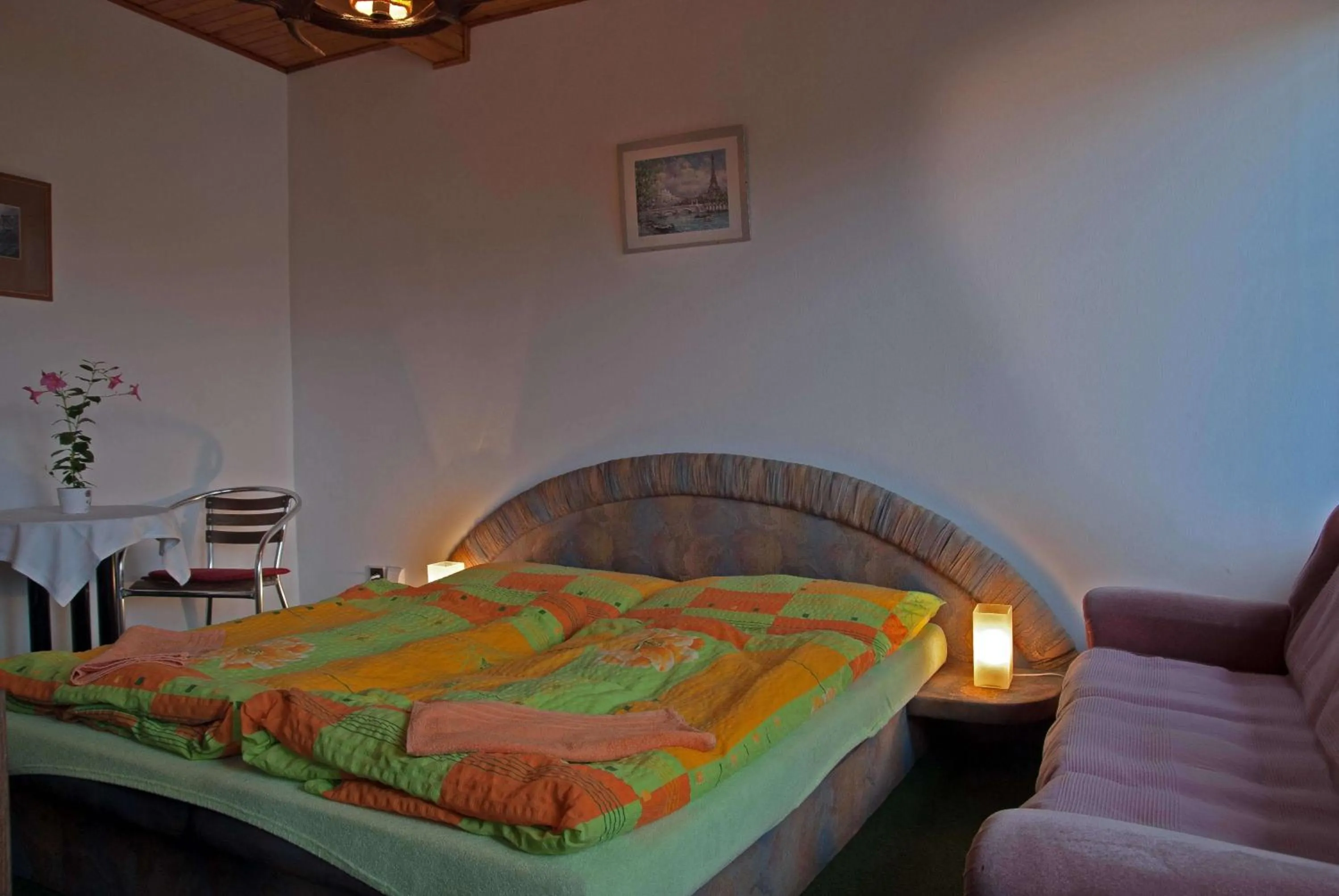 Bed in Lovecký hotel Jívák