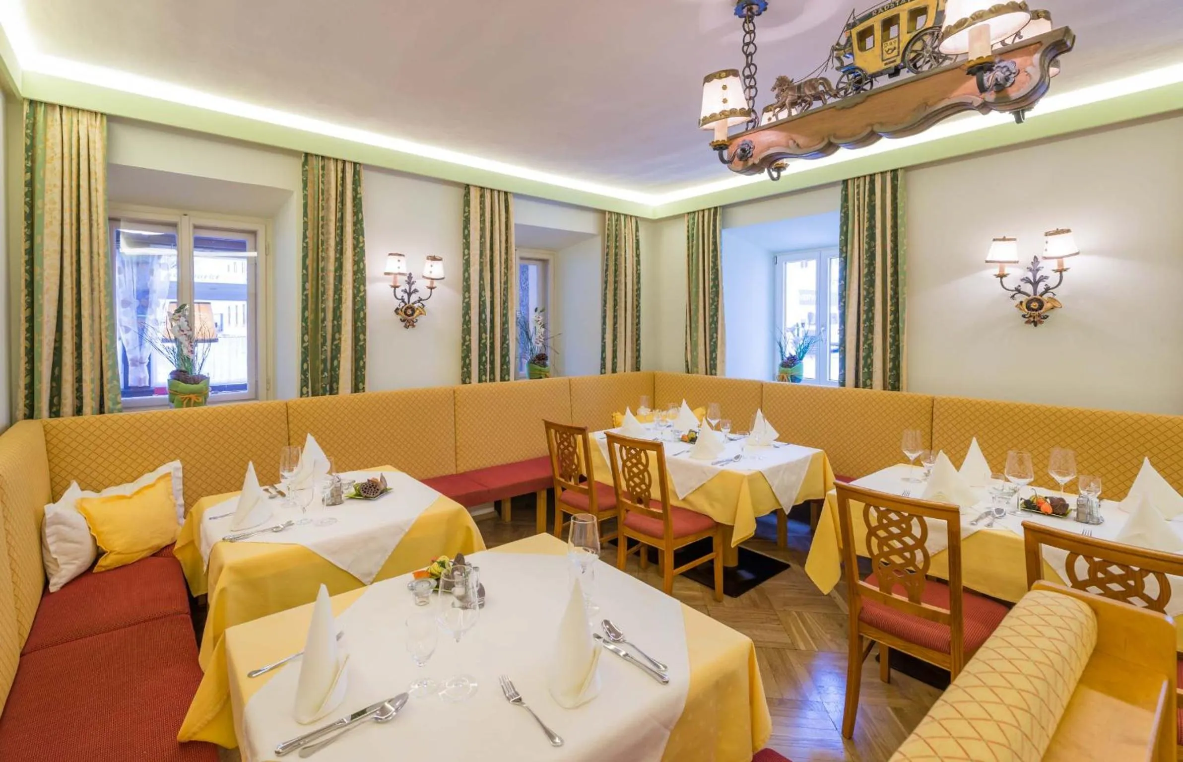 Restaurant/places to eat in Posthotel Radstadt