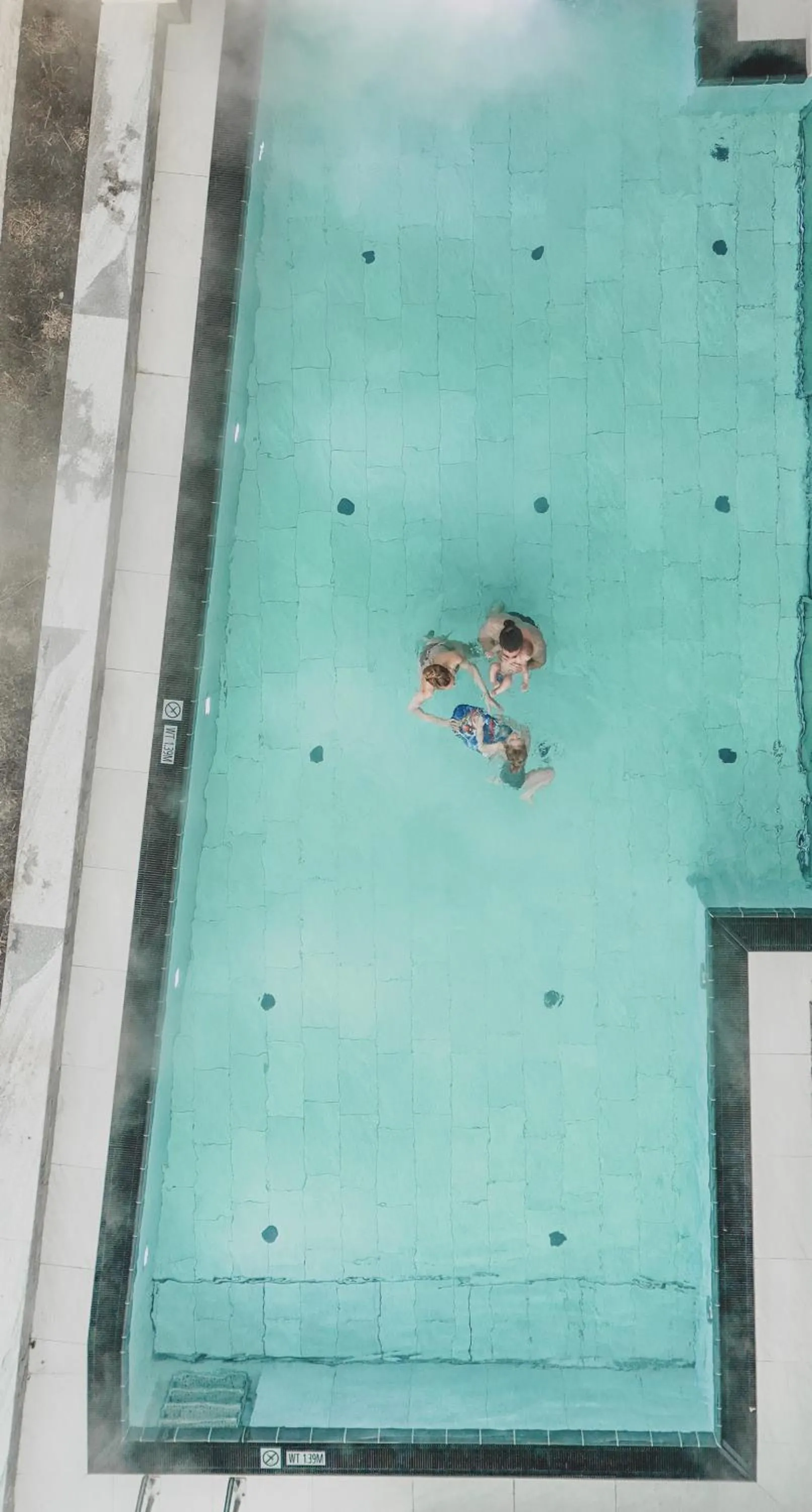 Swimming pool in Ferienwelt Kesselgrub Hotel in Altenmarkt-Zauchensee