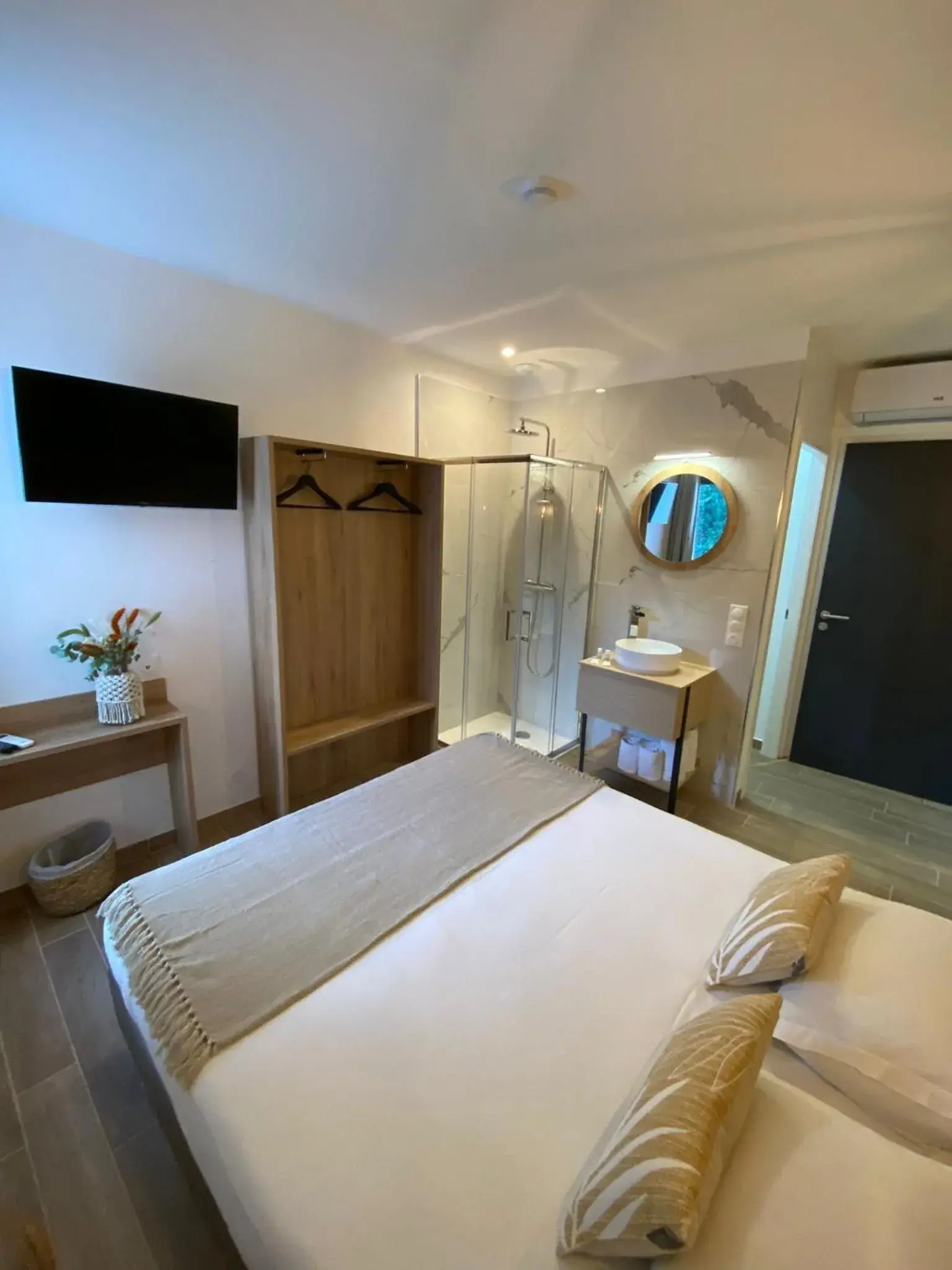 Deluxe Double Room in Hotel U Catagnu Deluxe Double Room in Hotel U Catagnu