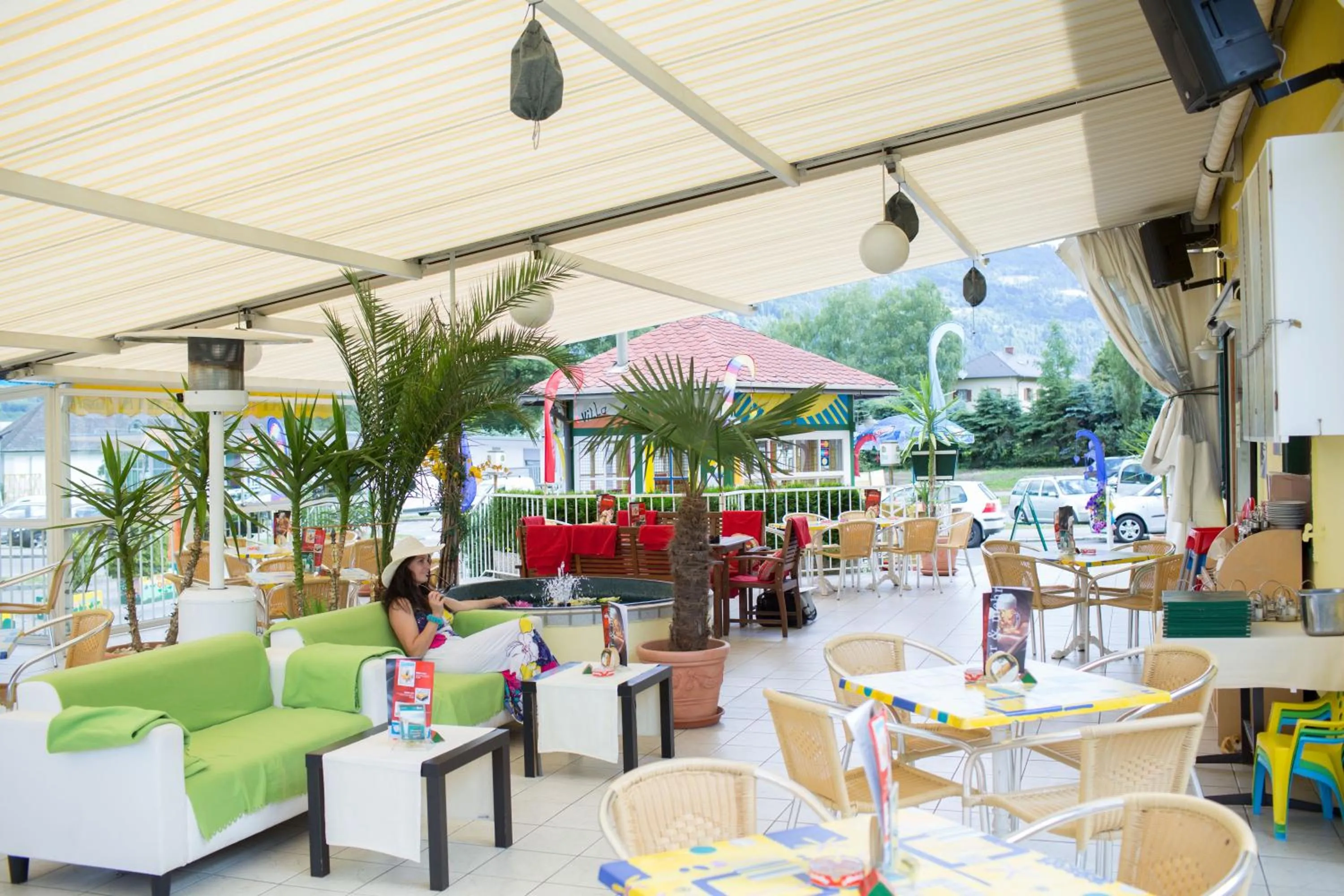 Restaurant/places to eat in Gästehaus Krappinger/Pizzeria Mamma Mia