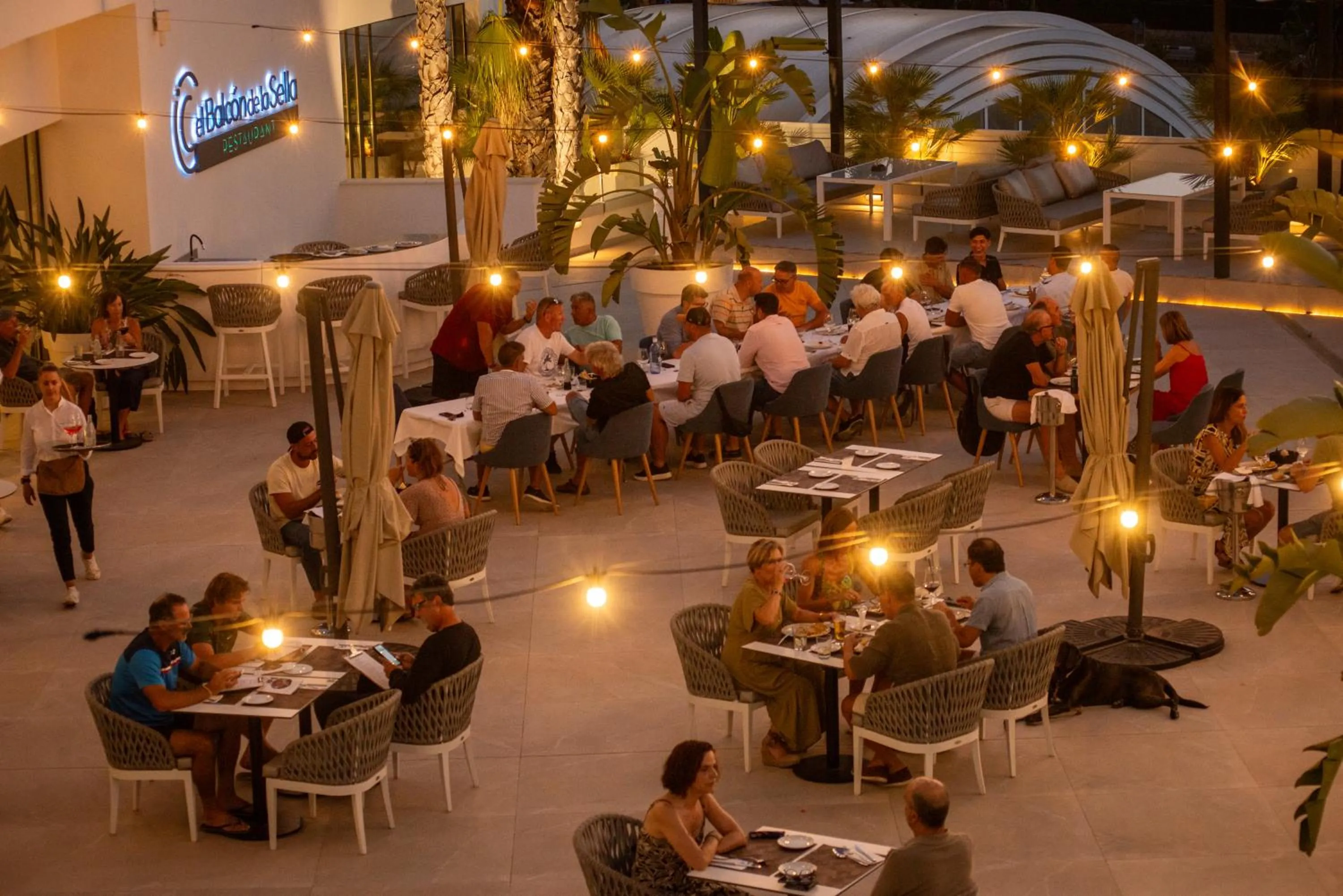 Restaurant/places to eat in Syncrosfera Fitness & Spa Health Hotel Boutique