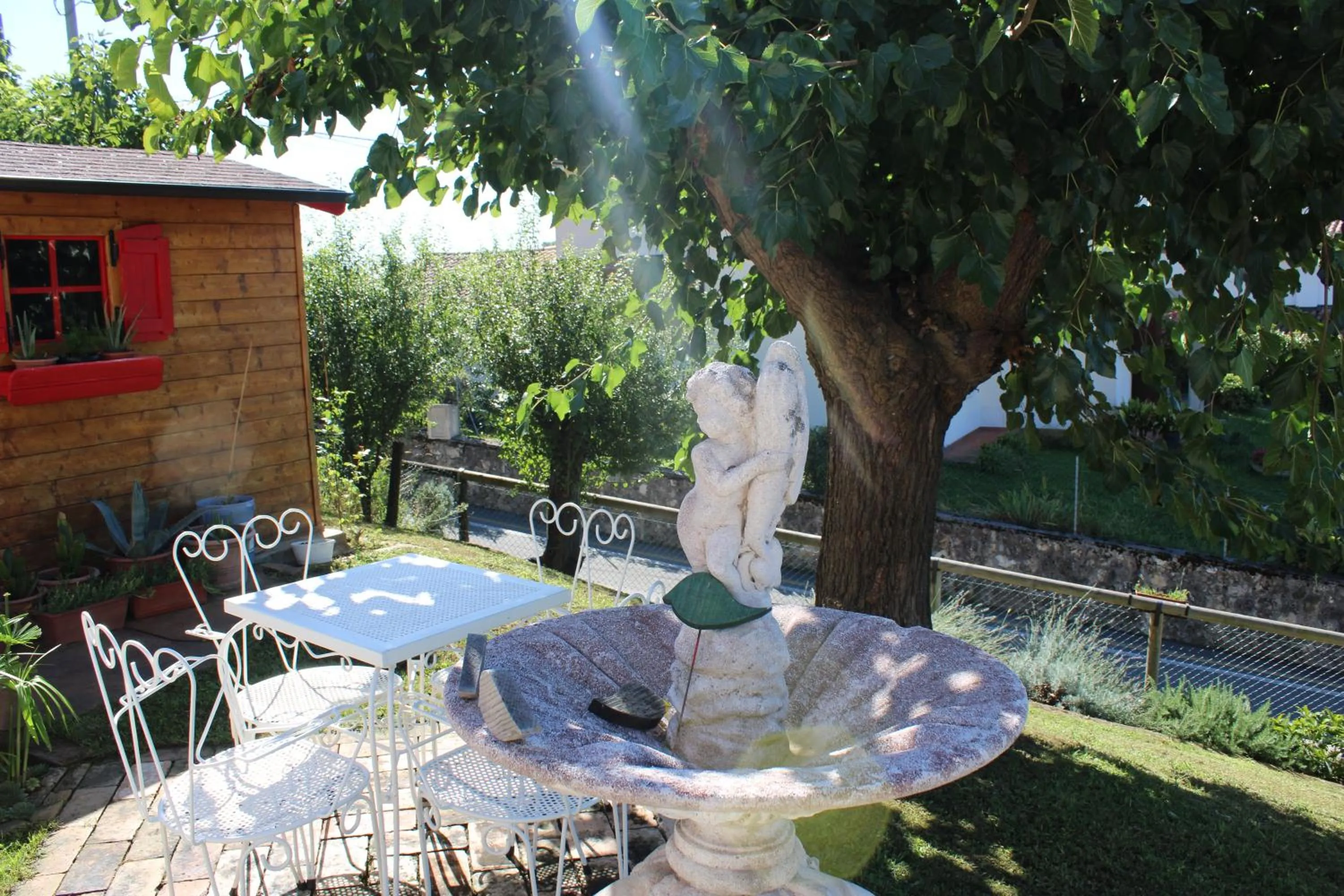 Garden view in Giuliva B&B