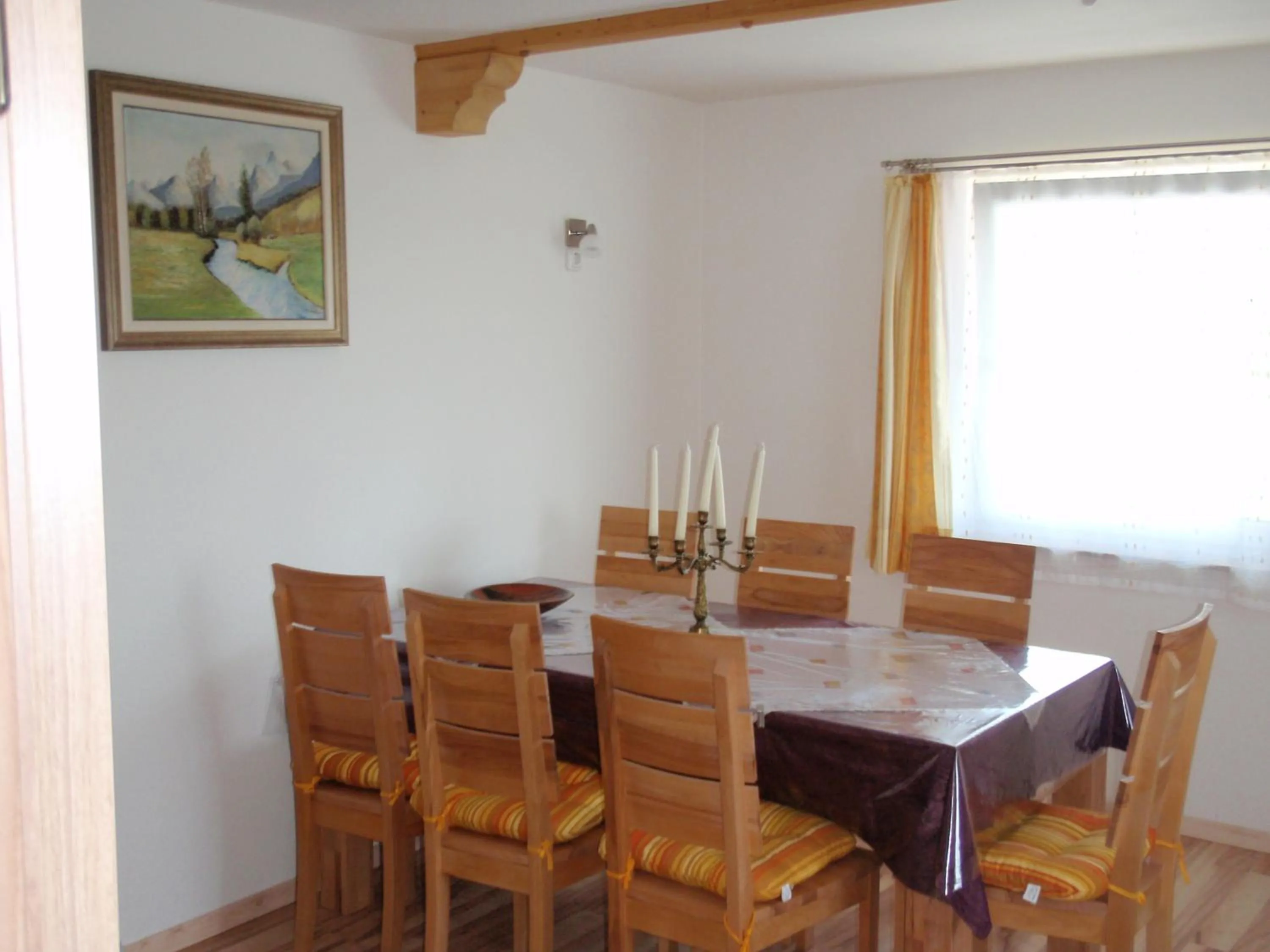 Dining area in Ferienhaus Grobauer