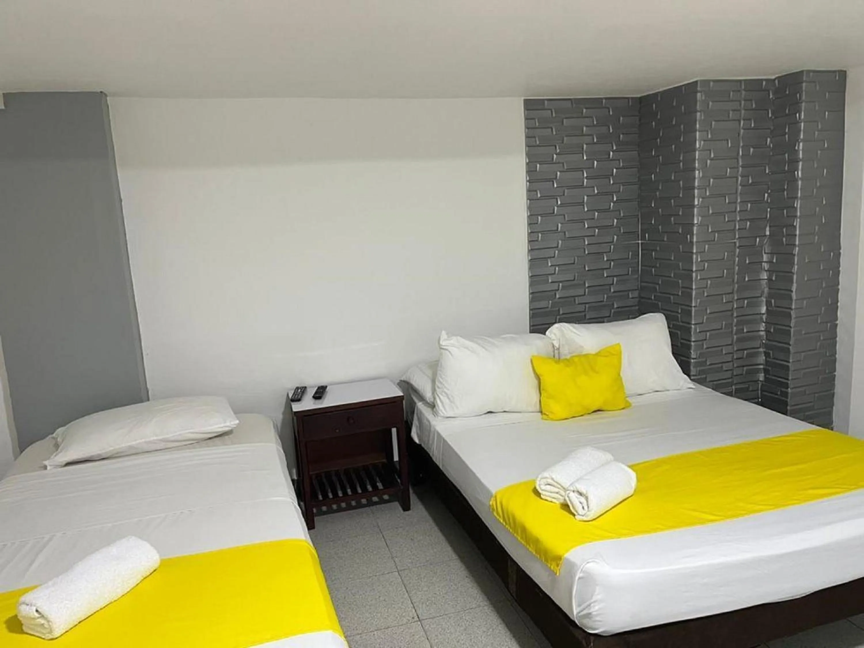 Bed in Hotel Toledo FL