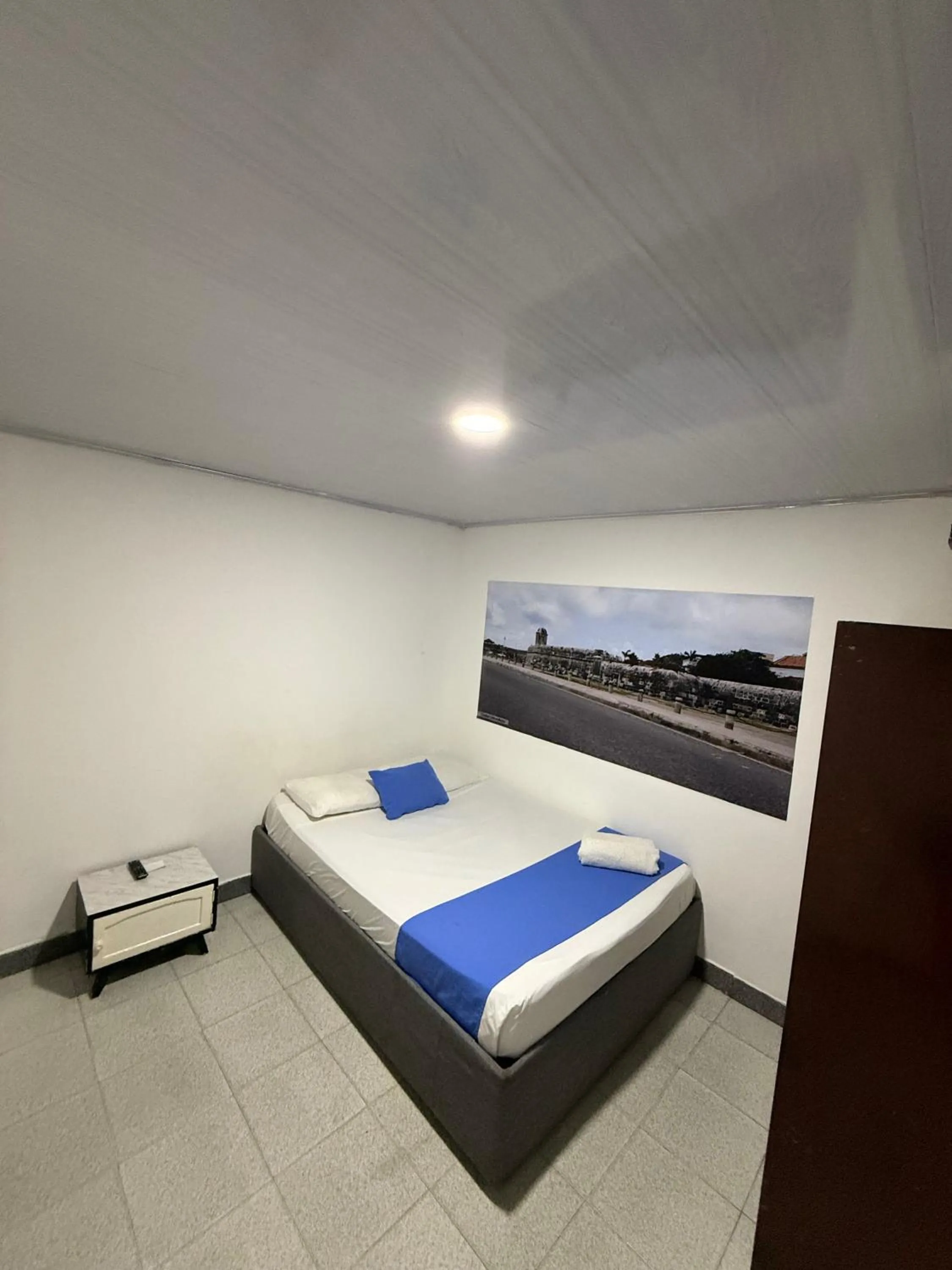 Bed in Hotel Toledo FL