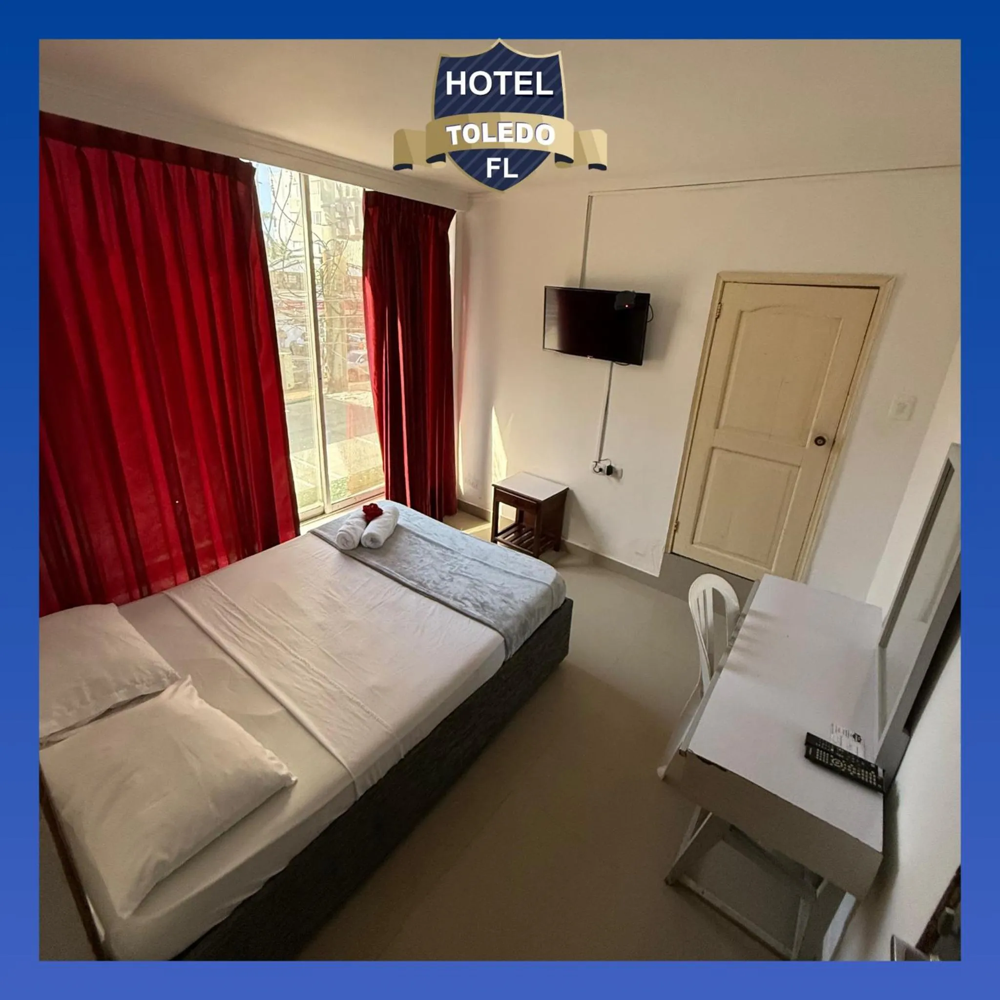 Bed in Hotel Toledo FL