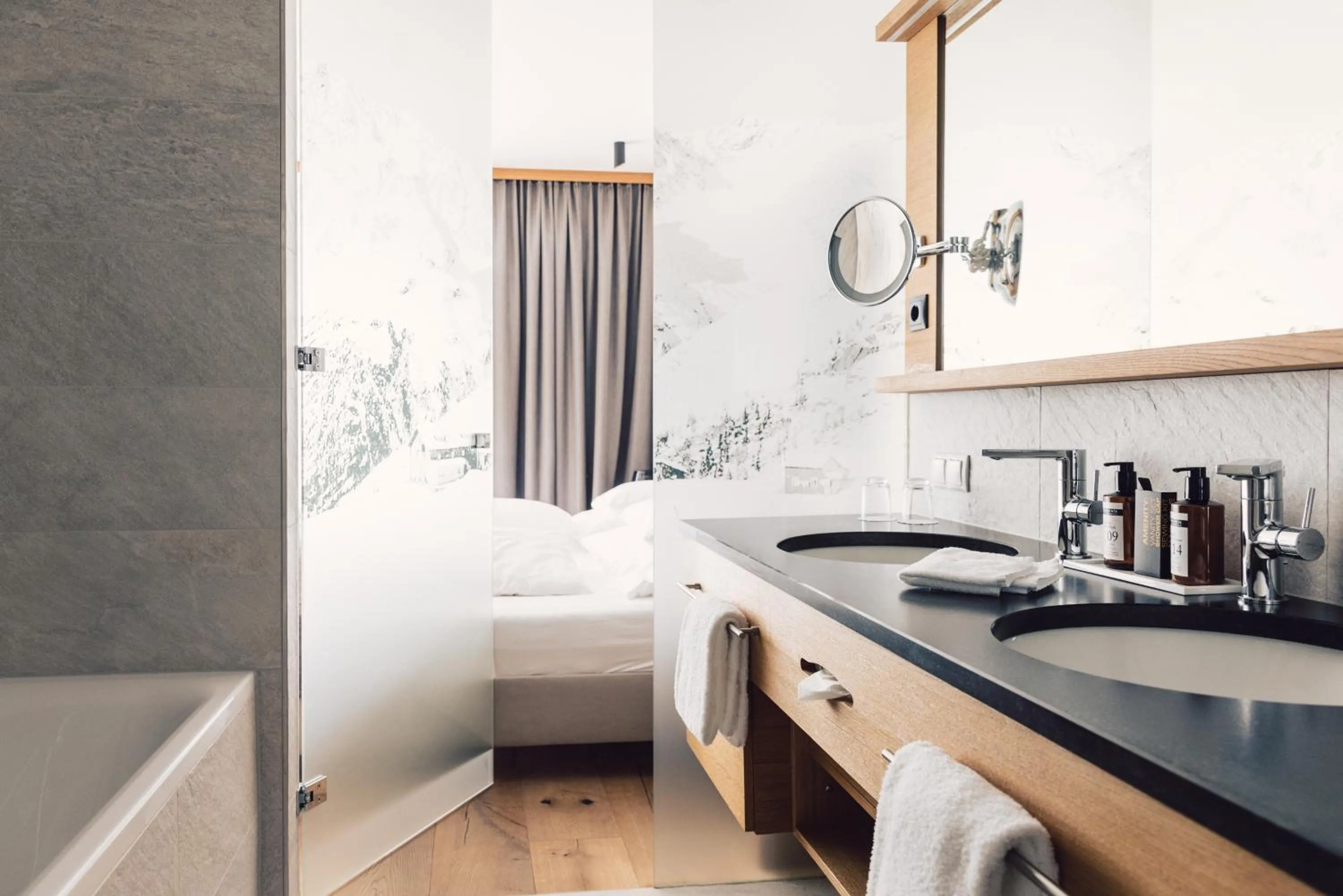 Photo of the whole room, Bed in Hotel Schöne Aussicht