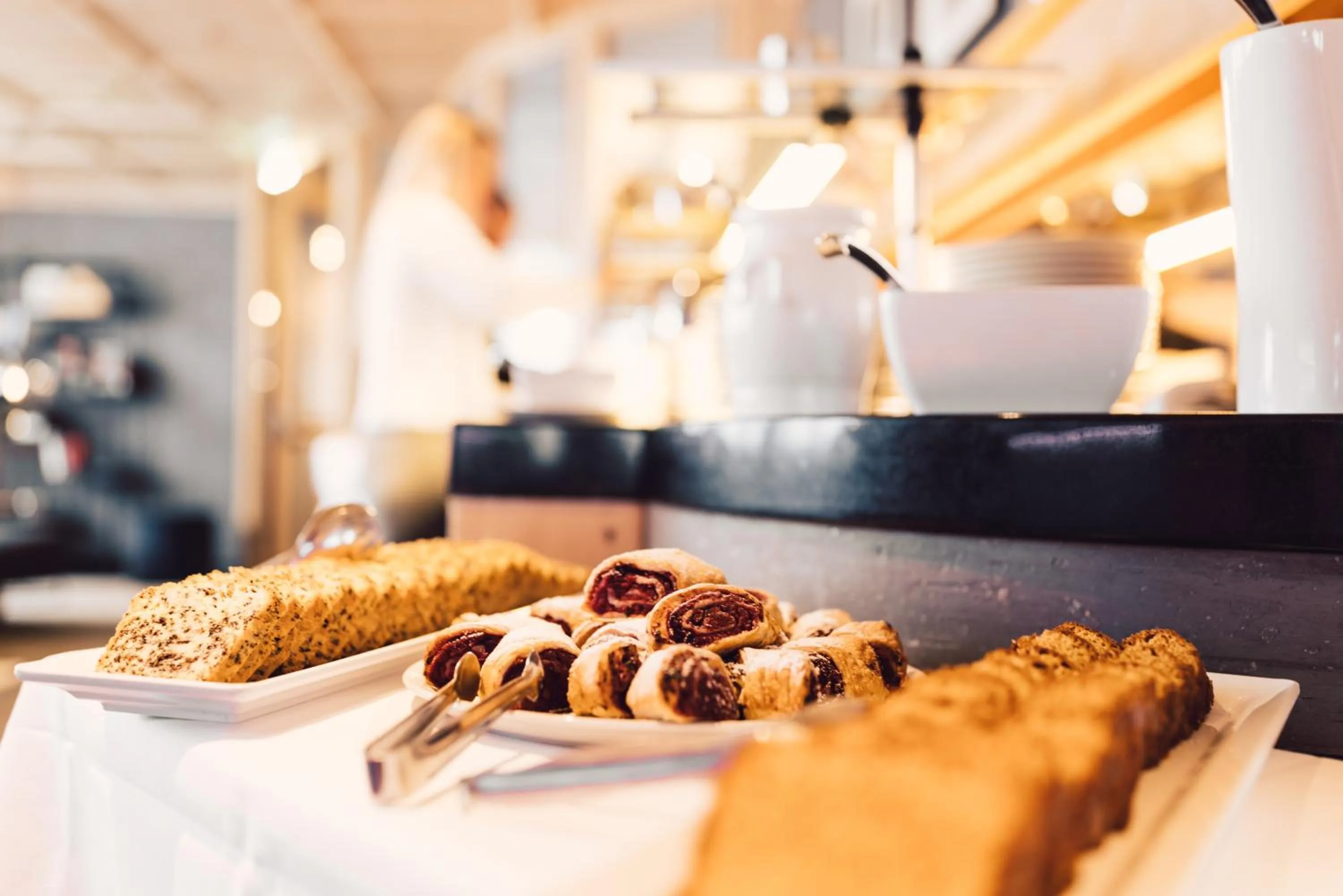 Restaurant/places to eat in Hotel Schöne Aussicht