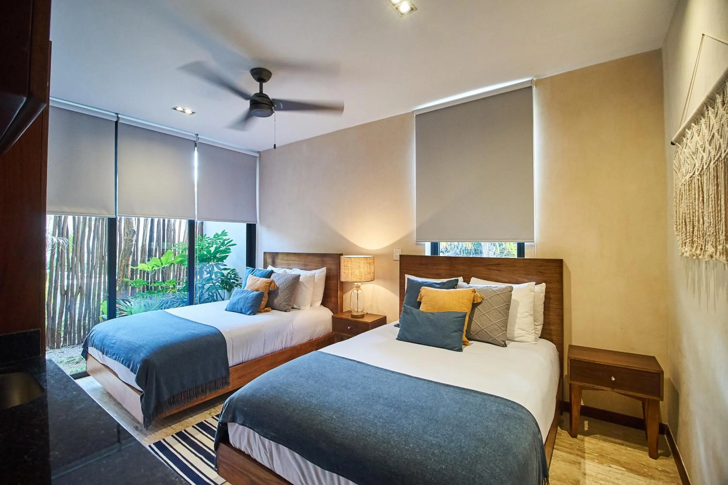 Bed in Don Quijote - Private pool & Beach club access