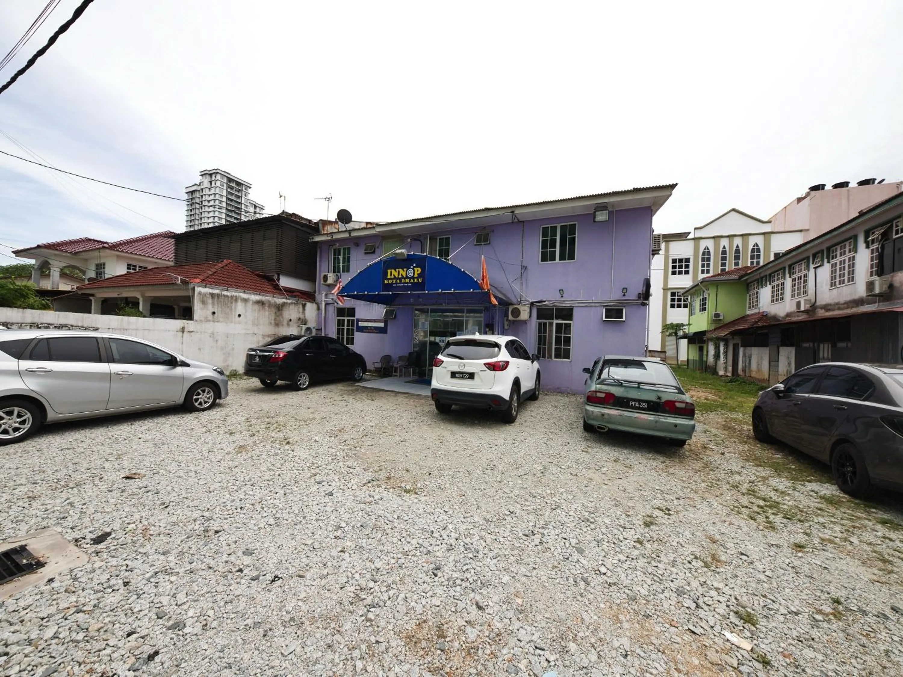 Facade/entrance in Hotel O Innap Kota Bharu