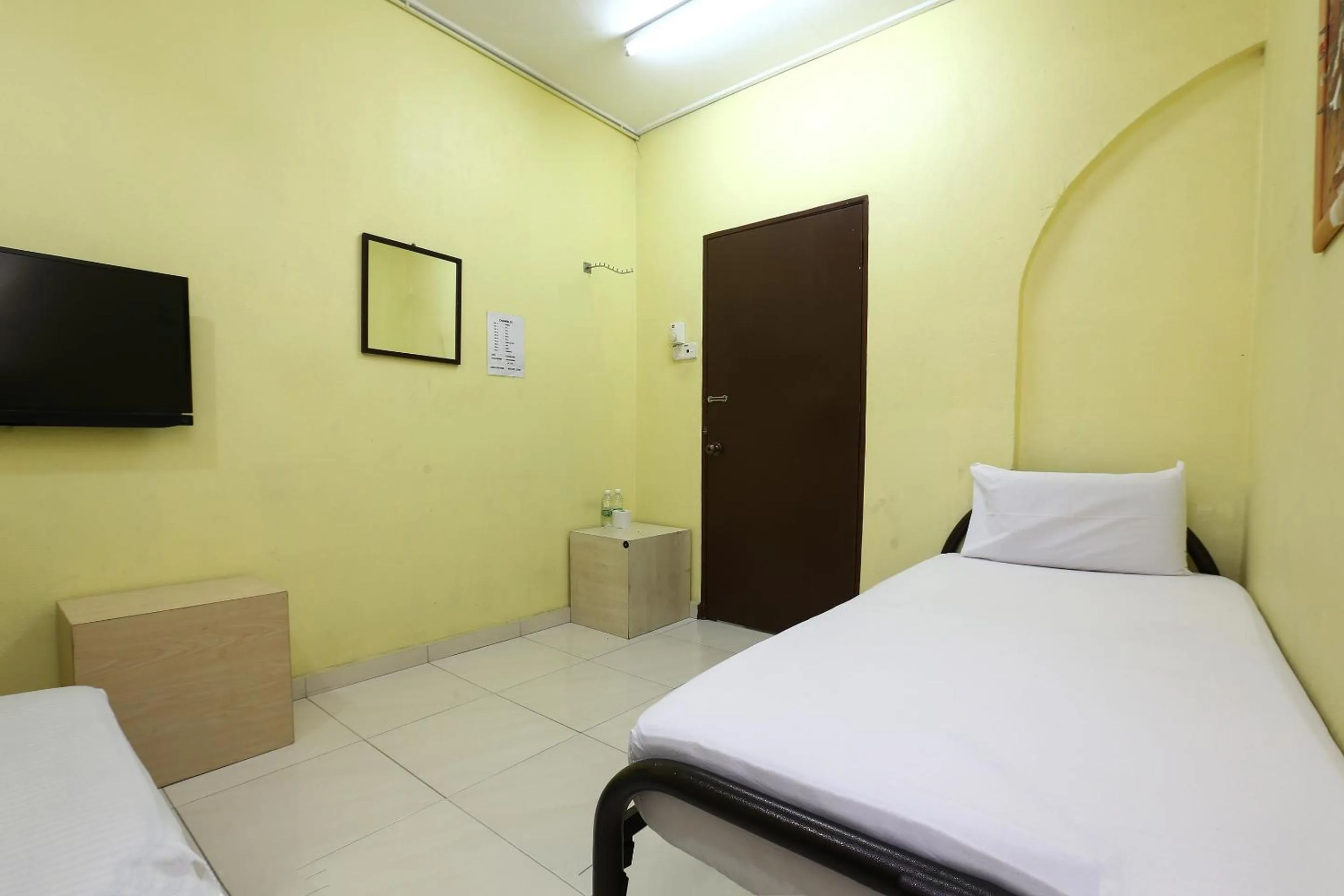 Bedroom, Bed in Hotel O Innap Kota Bharu