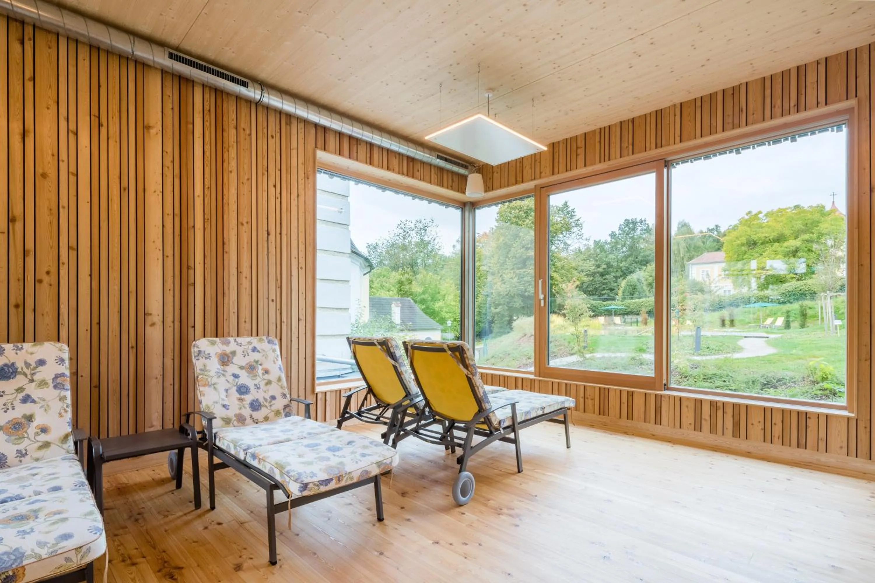 Property building in Schlosshotel Rosenau Superior