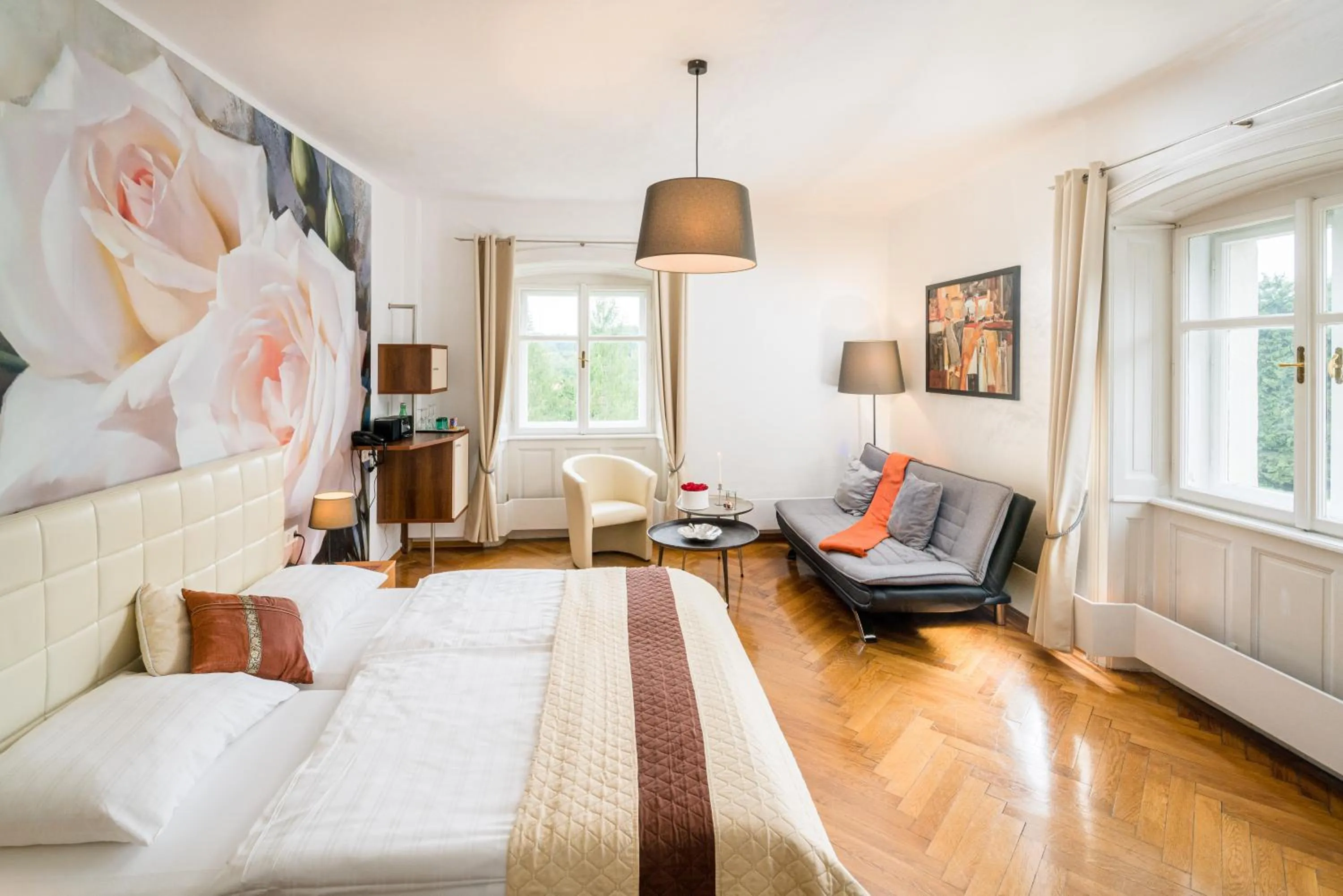 Bed in Schlosshotel Rosenau Superior