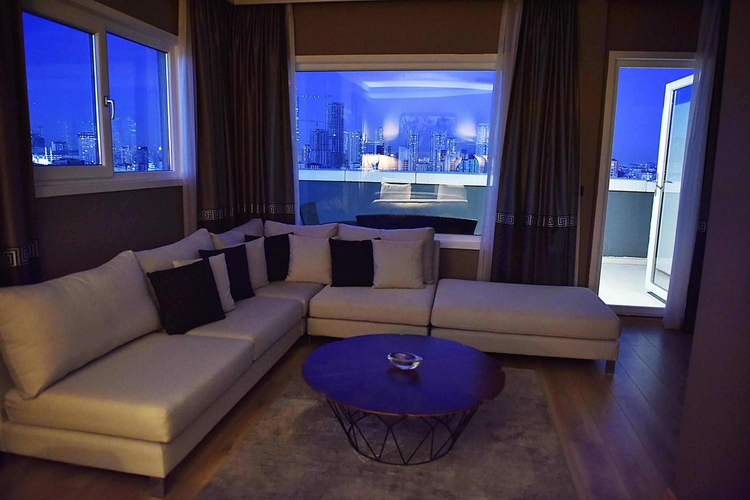 Seating area in Kerthill Hotel