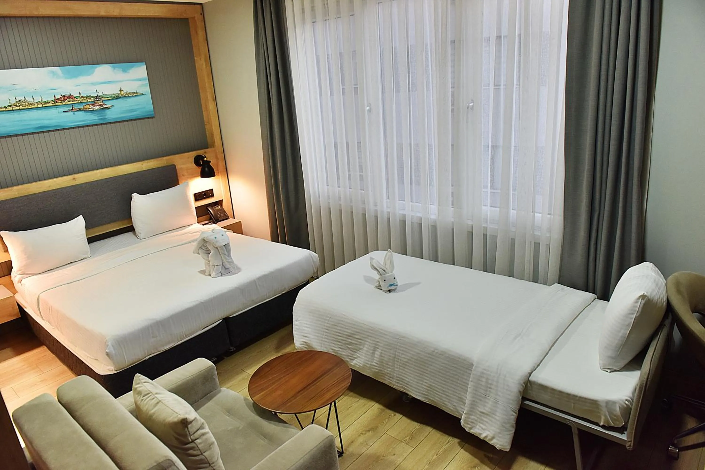 Bedroom, Bed in Kerthill Hotel