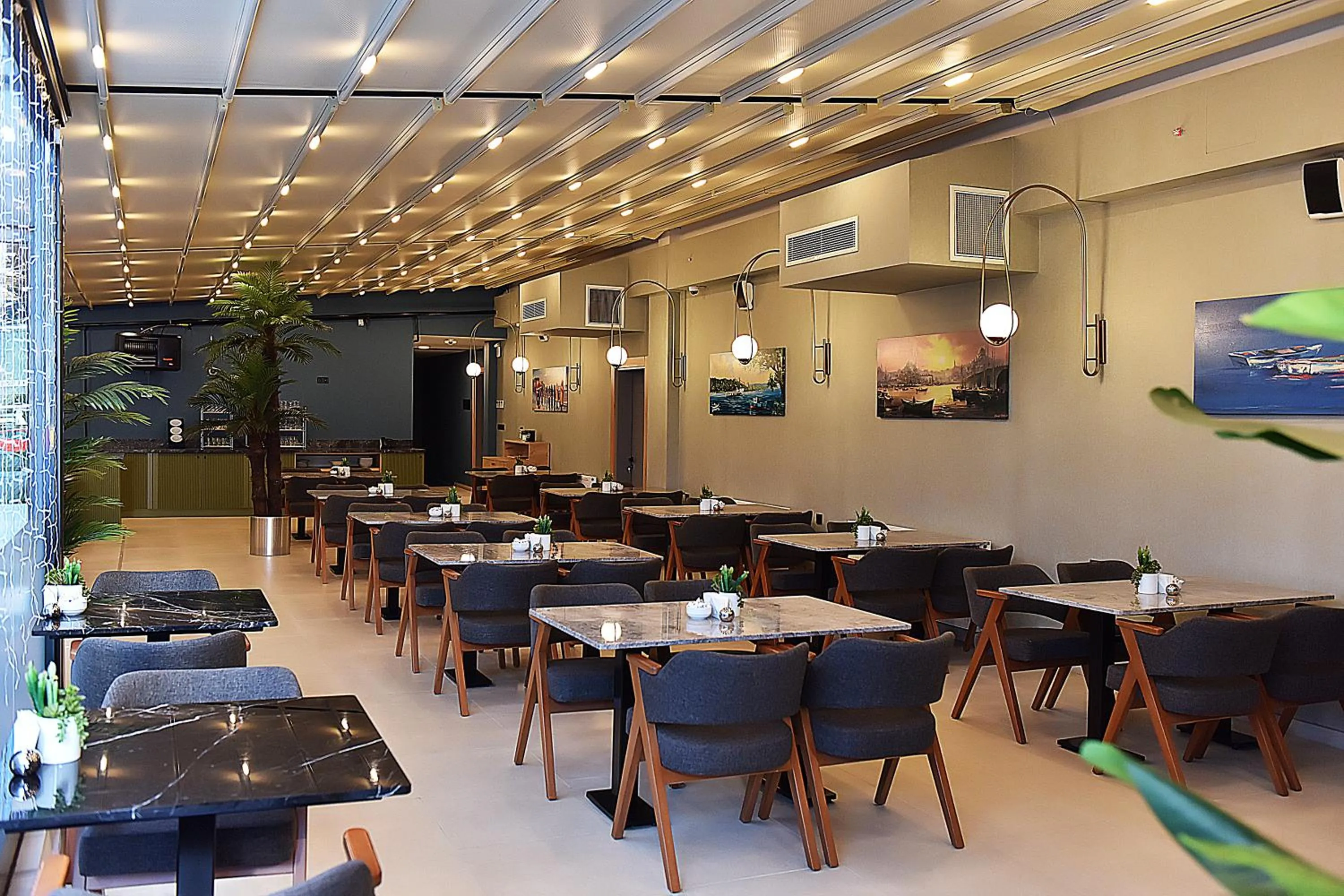 Restaurant/places to eat in Kerthill Hotel