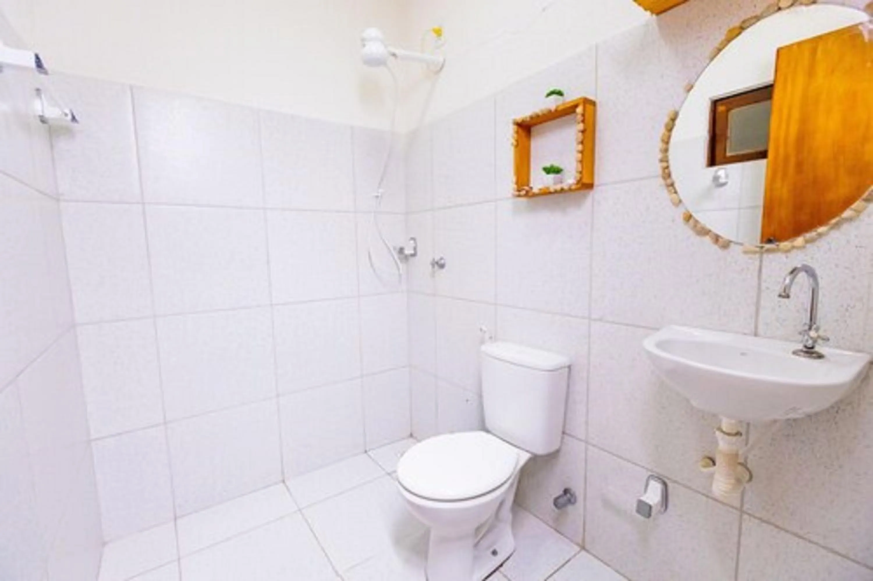 Bathroom in OYO Hotel Das Pedras