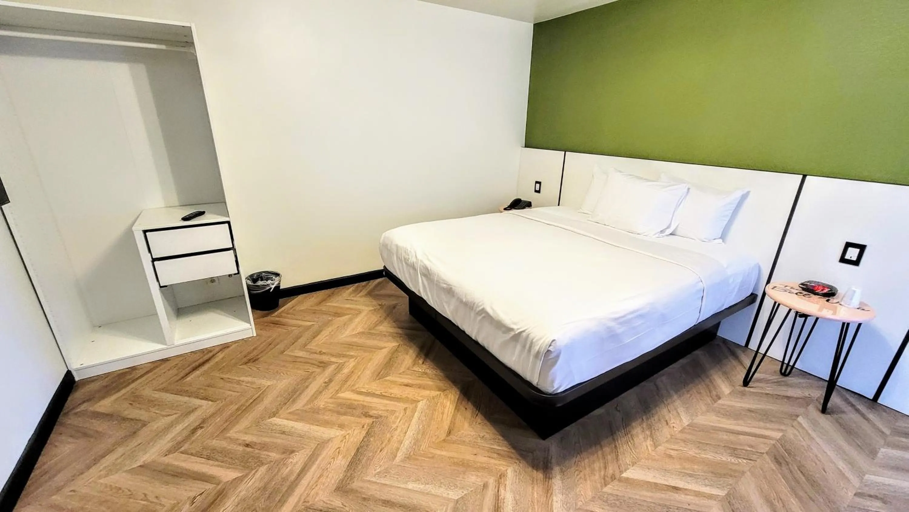 Bedroom, Bed in The Bell Vista