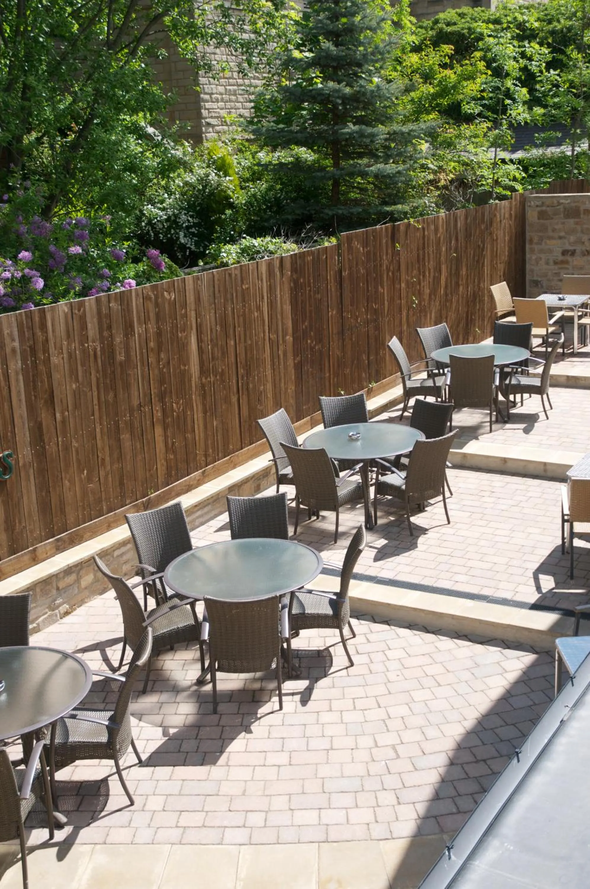 Garden in The Three Horseshoes Hotel