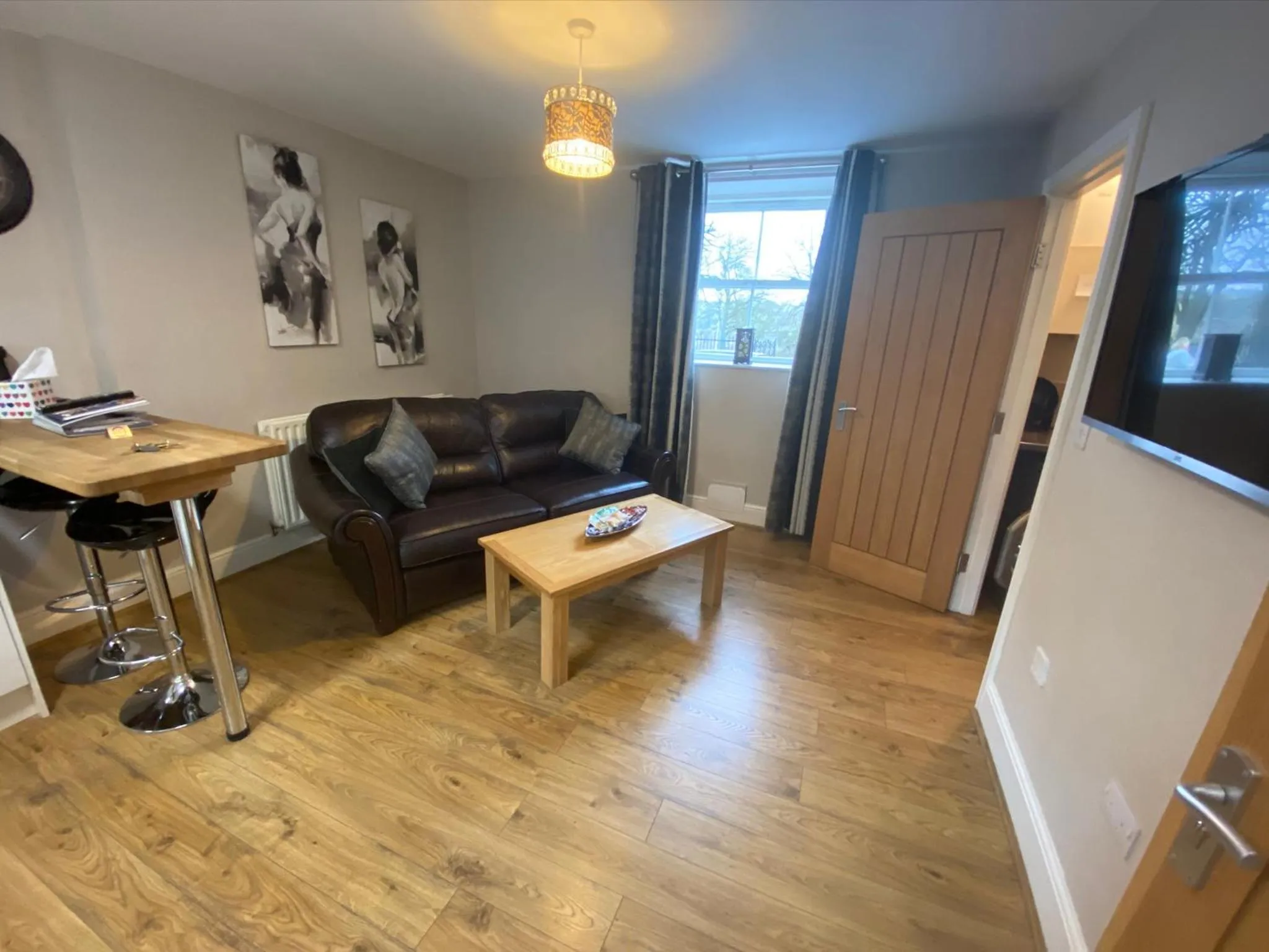 Seating area in The Three Horseshoes Hotel