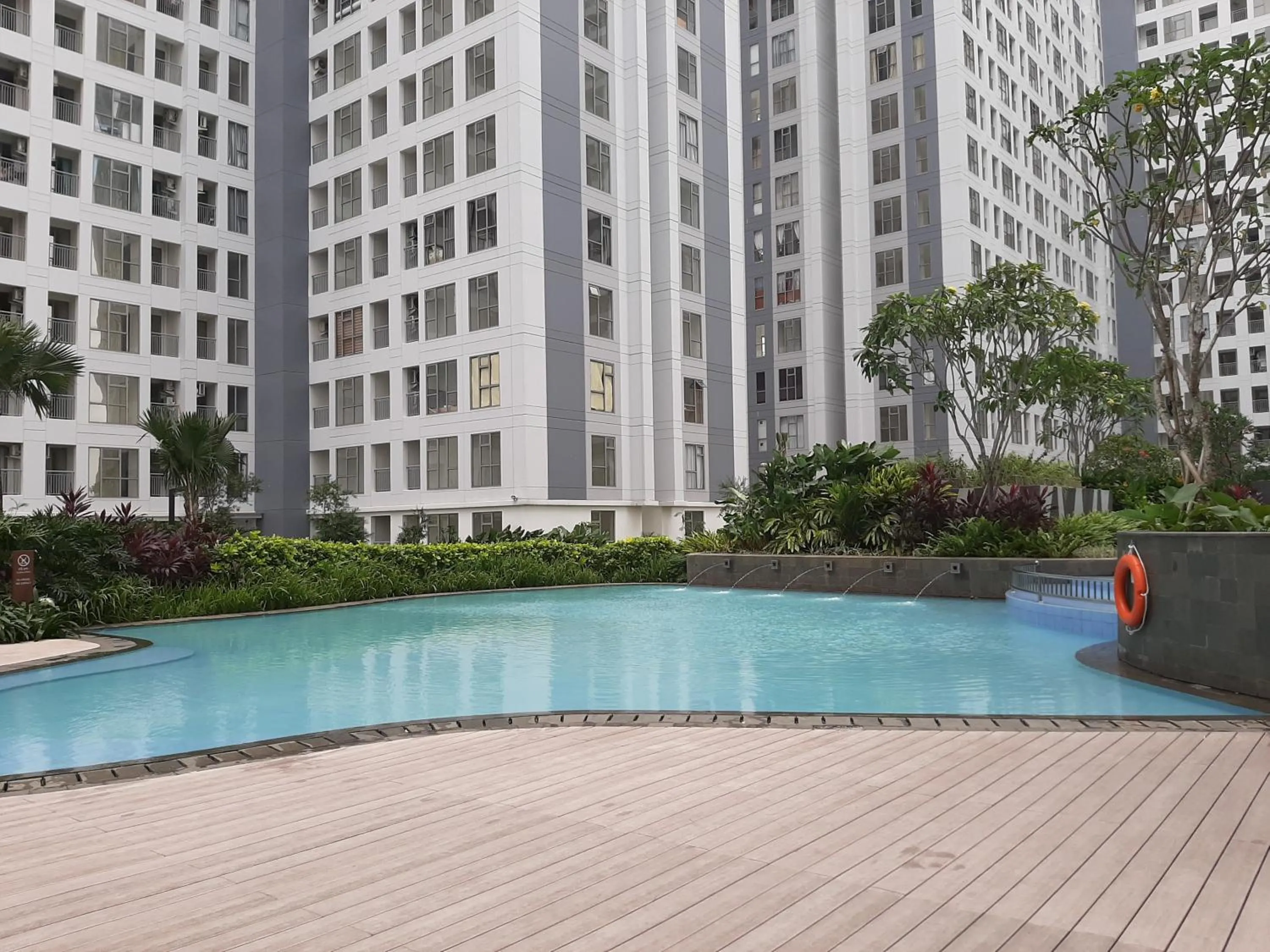 Great Choice 2BR Apartment at M-Town Residence By Travelio