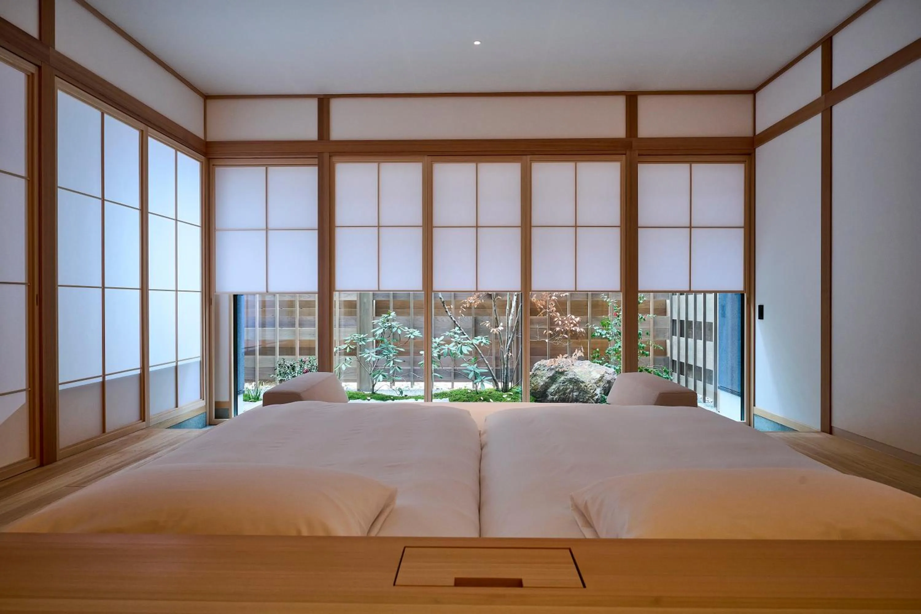 Photo of the whole room, Bed in Azumi Setoda