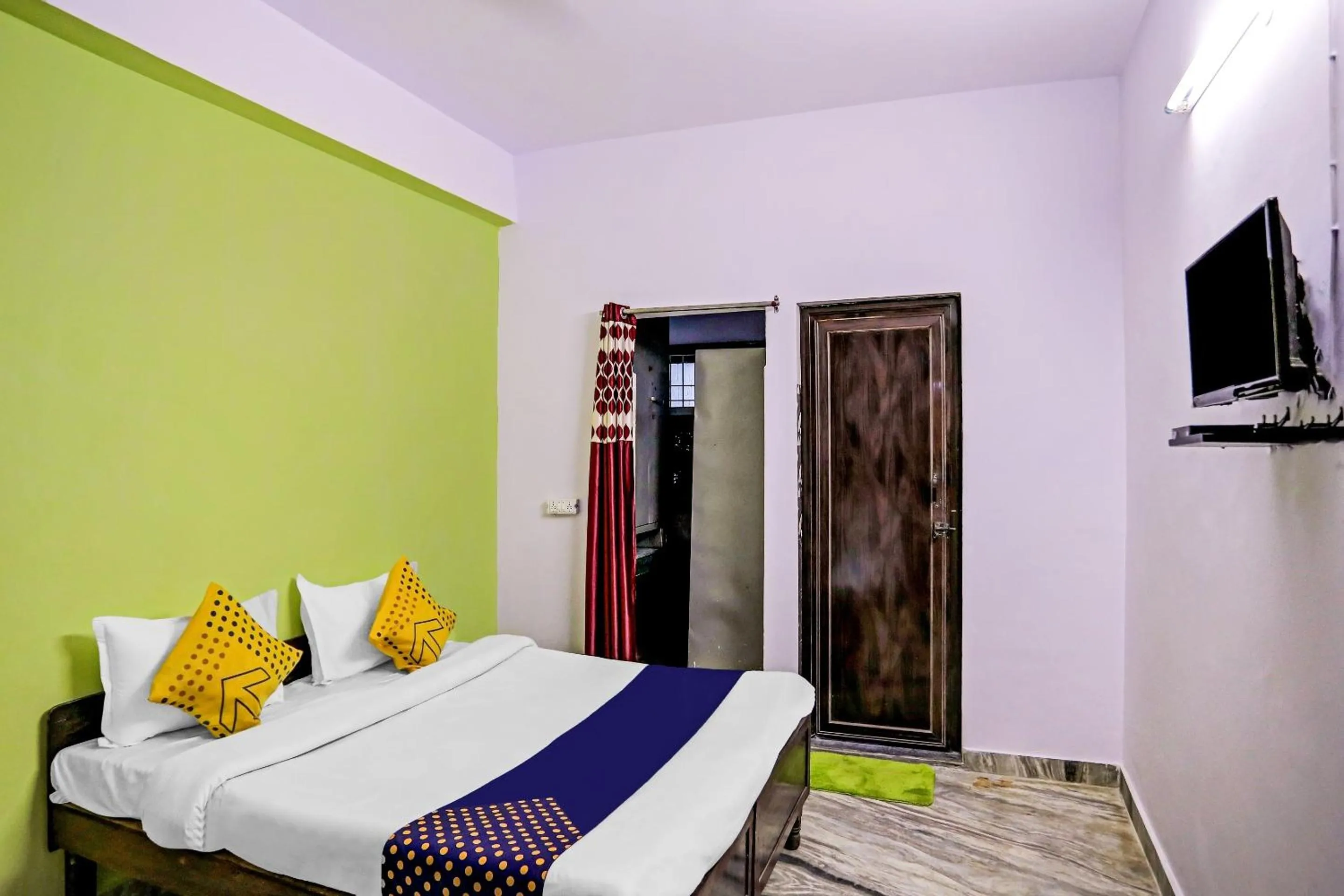 Bedroom, Bed in RAJ HOTEL VIP