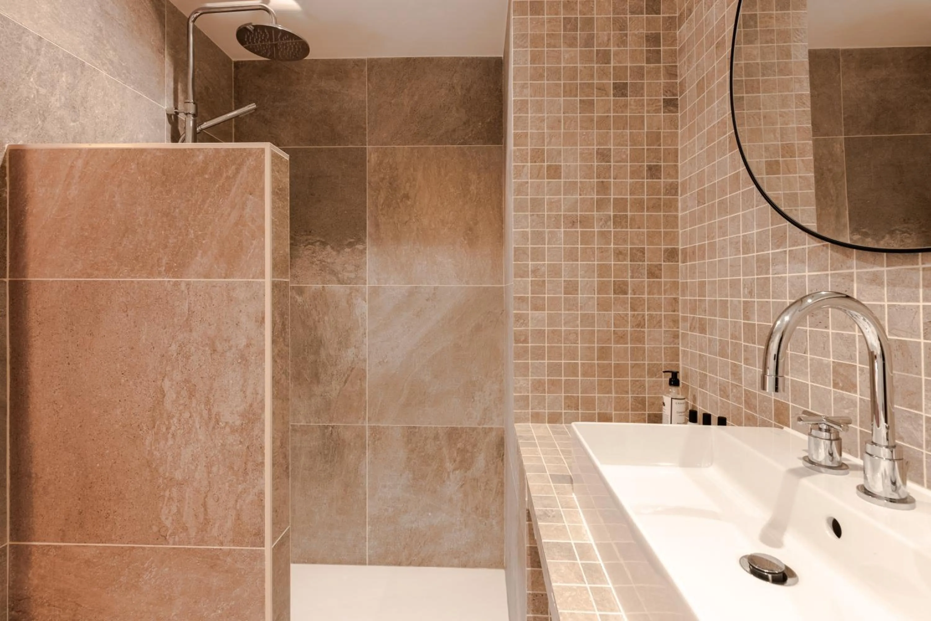 Bathroom in Villa Monceau Louvain la neuve