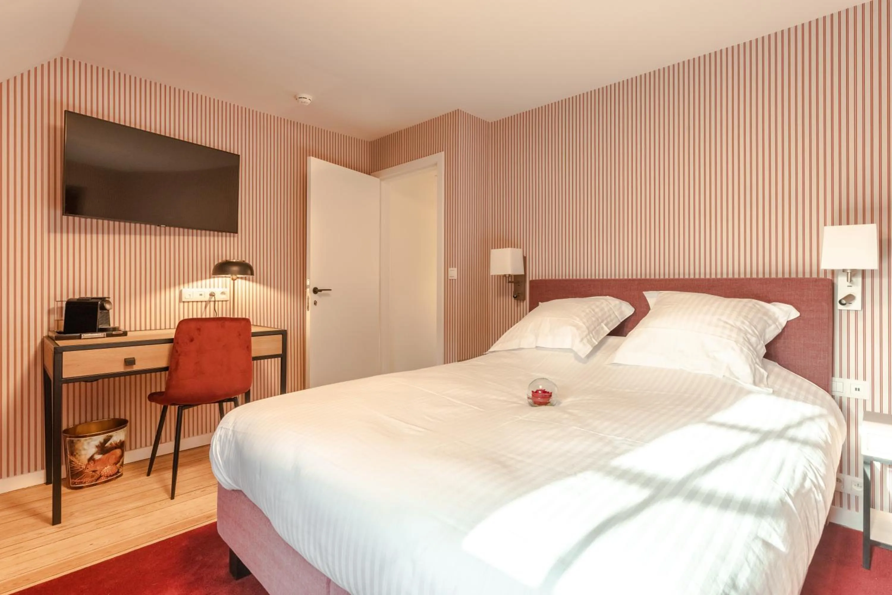 Photo of the whole room, Bed in Villa Monceau Louvain la neuve