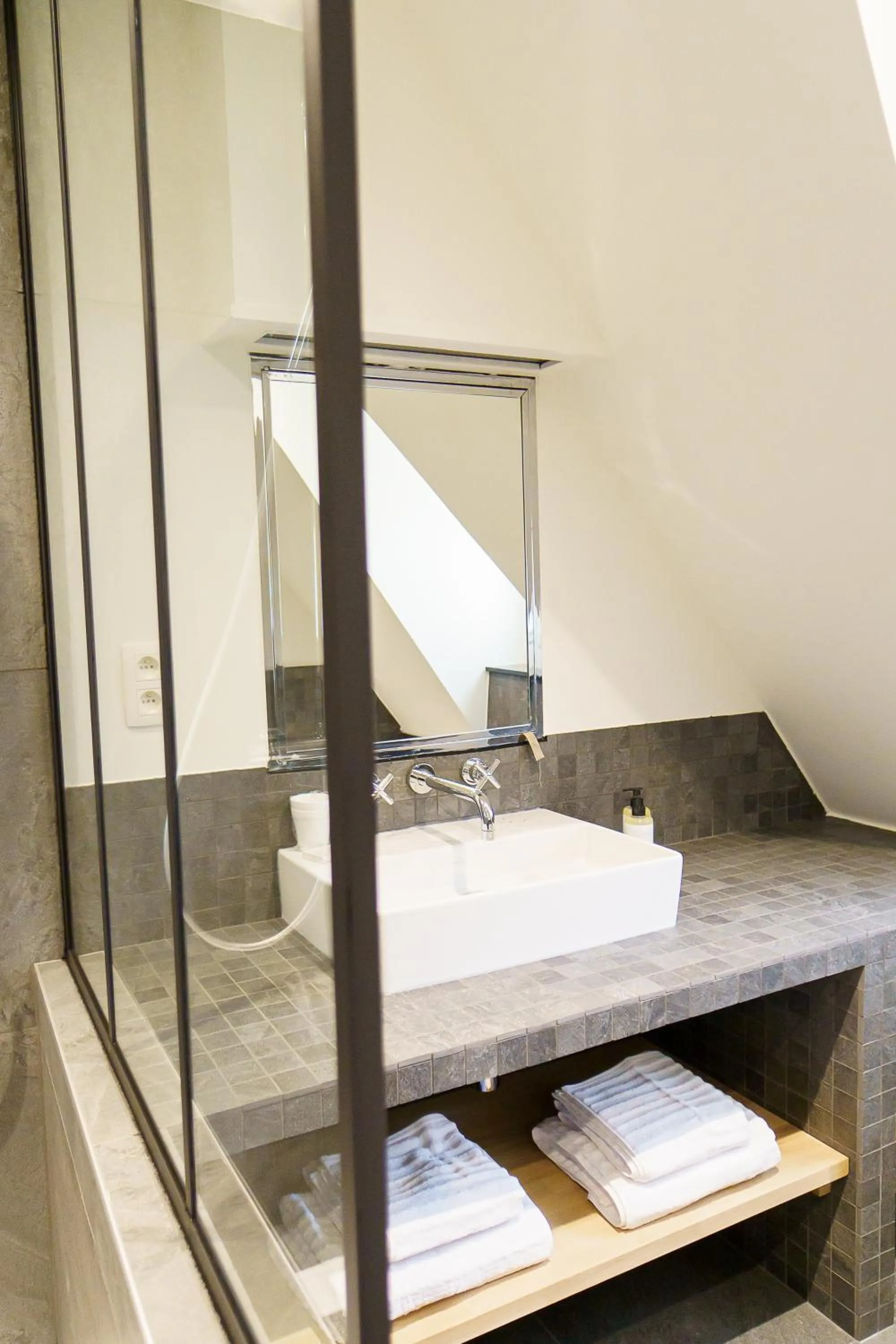 Bathroom in Villa Monceau Louvain la neuve