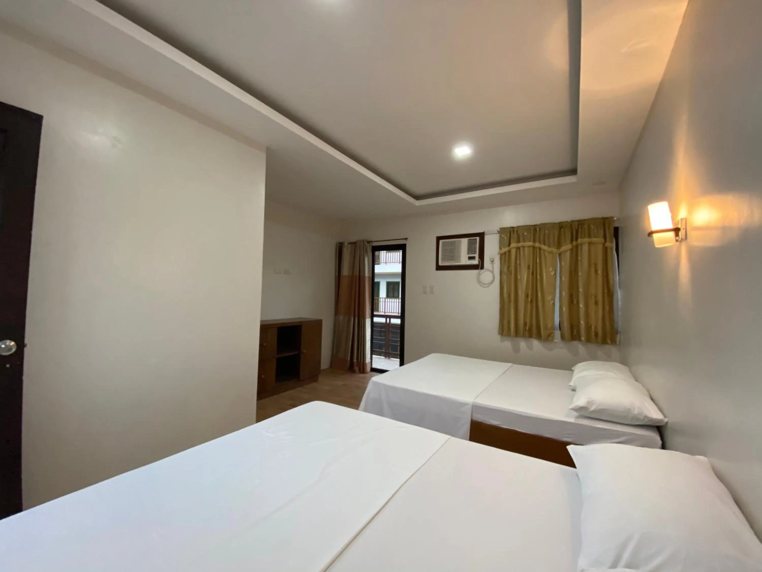 Bed in Cerca Parola Beach Resort