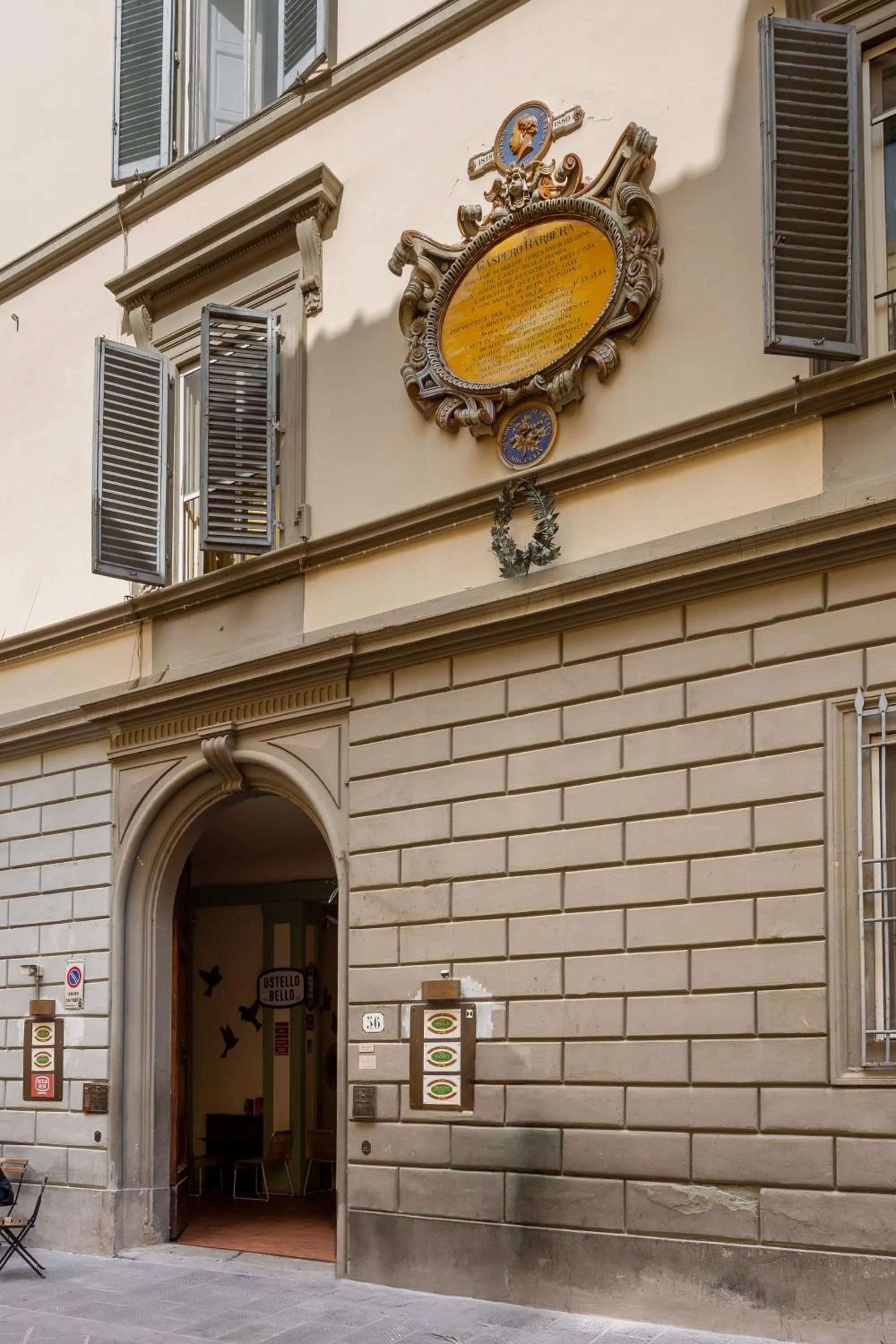 Facade/entrance in Hotel Paola