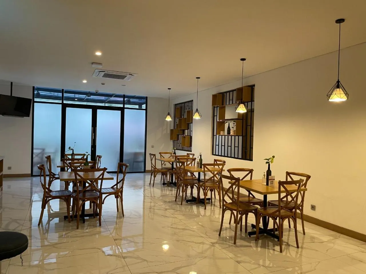 Restaurant/places to eat in Ra Inn Kemang