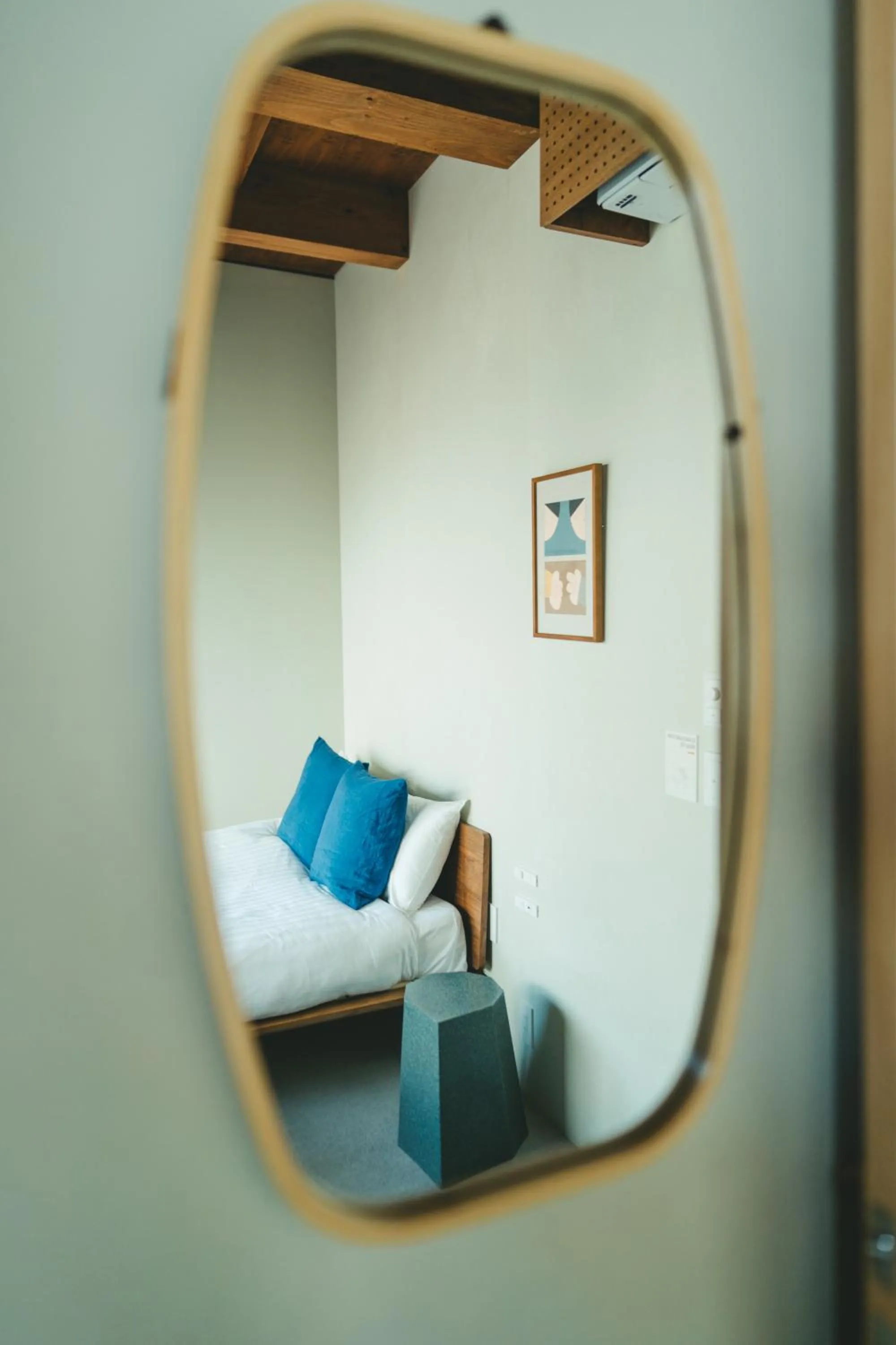 Photo of the whole room in SOIL Setoda