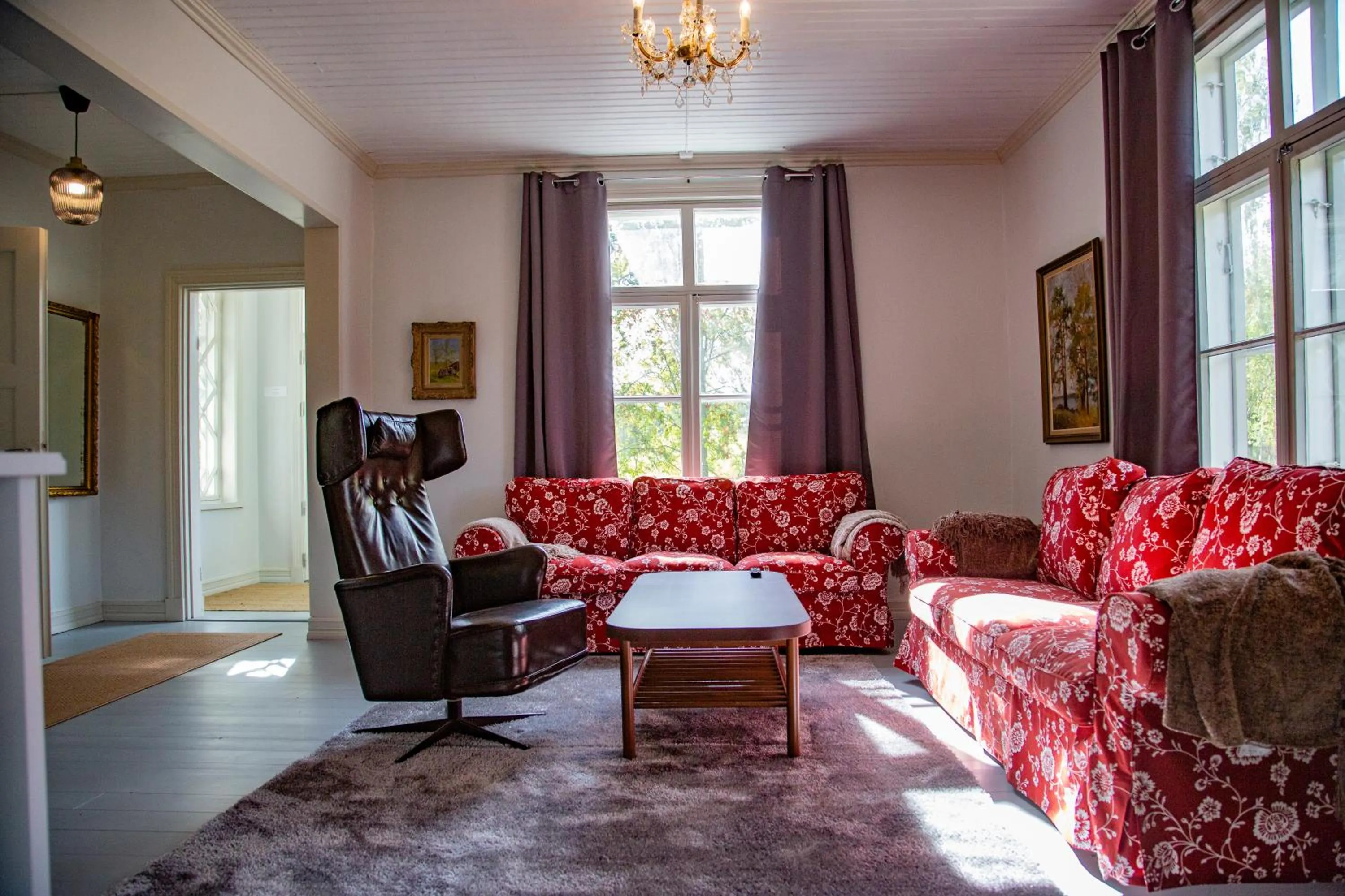 Living room in Billnäsin ruukki