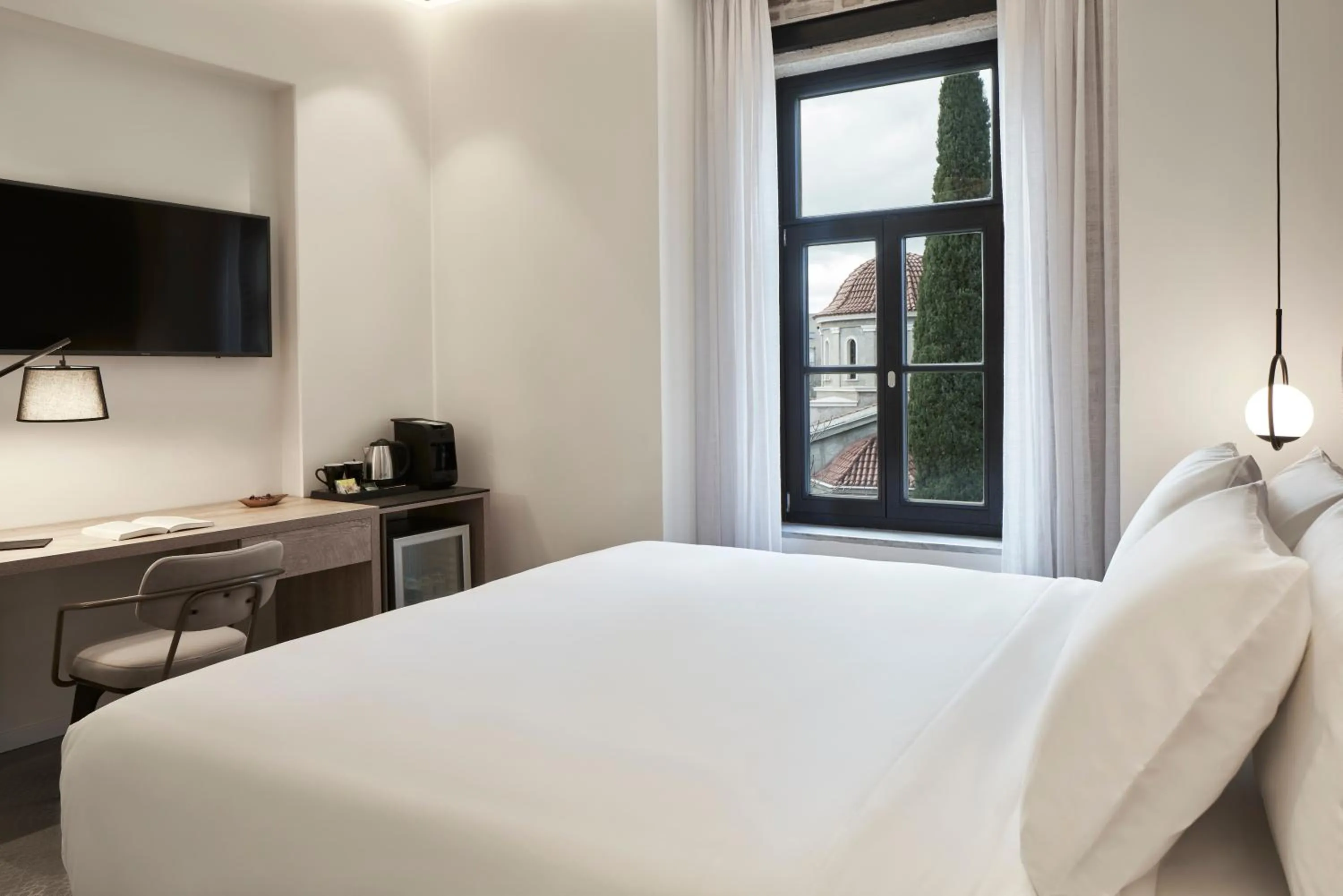 Bed in NLH MONASTIRAKI - Neighborhood Lifestyle Hotels