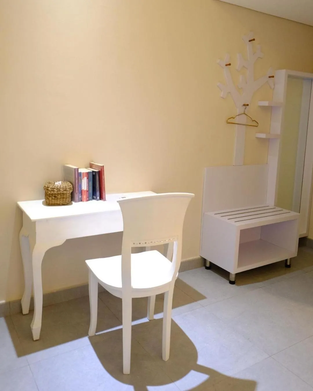 Seating area in Americano Hotel Syariah Yogyakarta